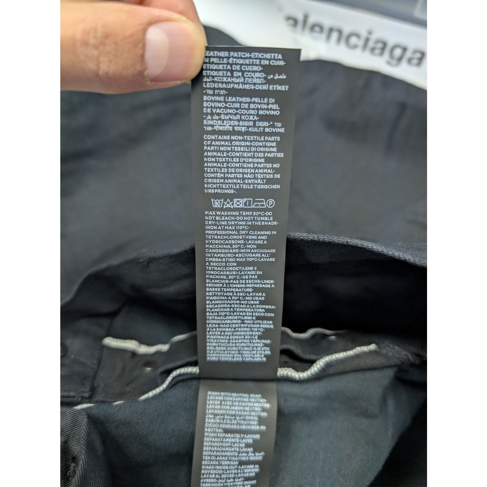 Tom Ford o1rshd1 Tapered Fit Denim Jeans in Black Size US 34 / EU 50 - 19 Thumbnail