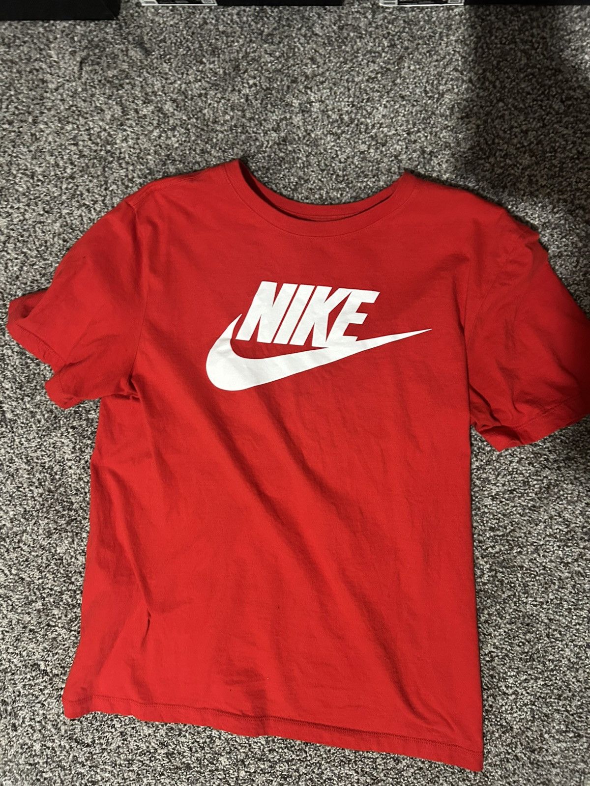 Nike Nike red logo tee Size US M / EU 48-50 / 2 - 1 Thumbnail