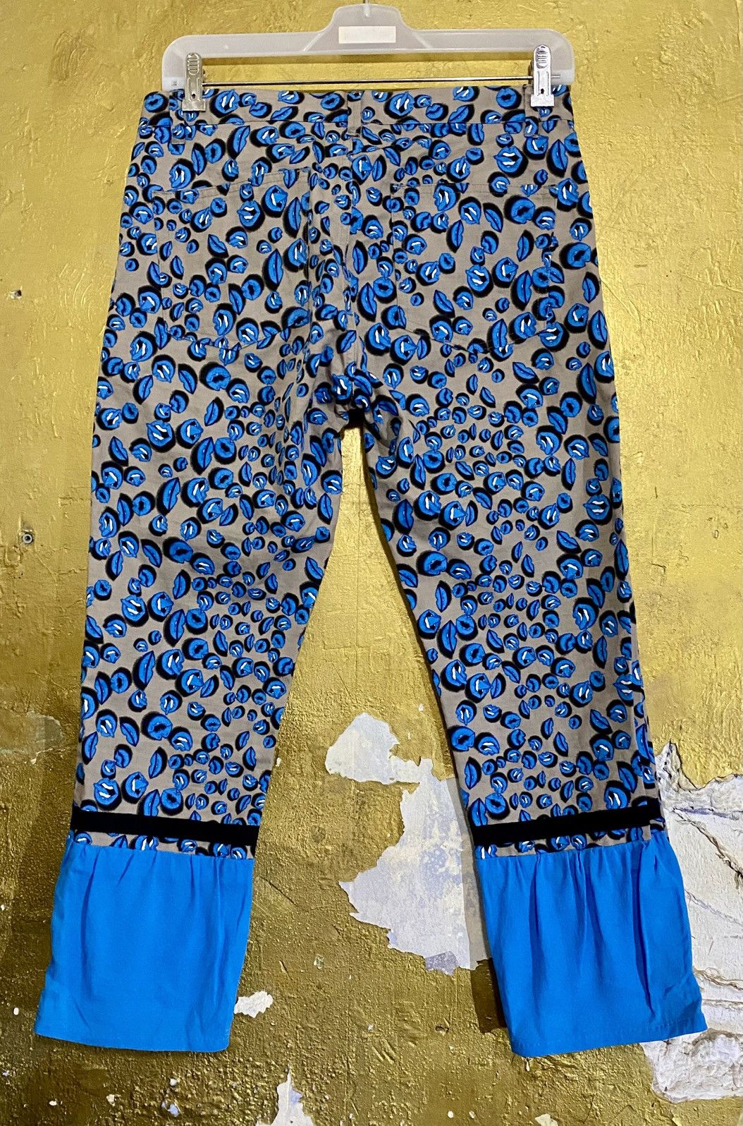 Undercover Undercover tongue and mouth print capri pants Size 26" / US 2 / IT 38 - 2 Thumbnail