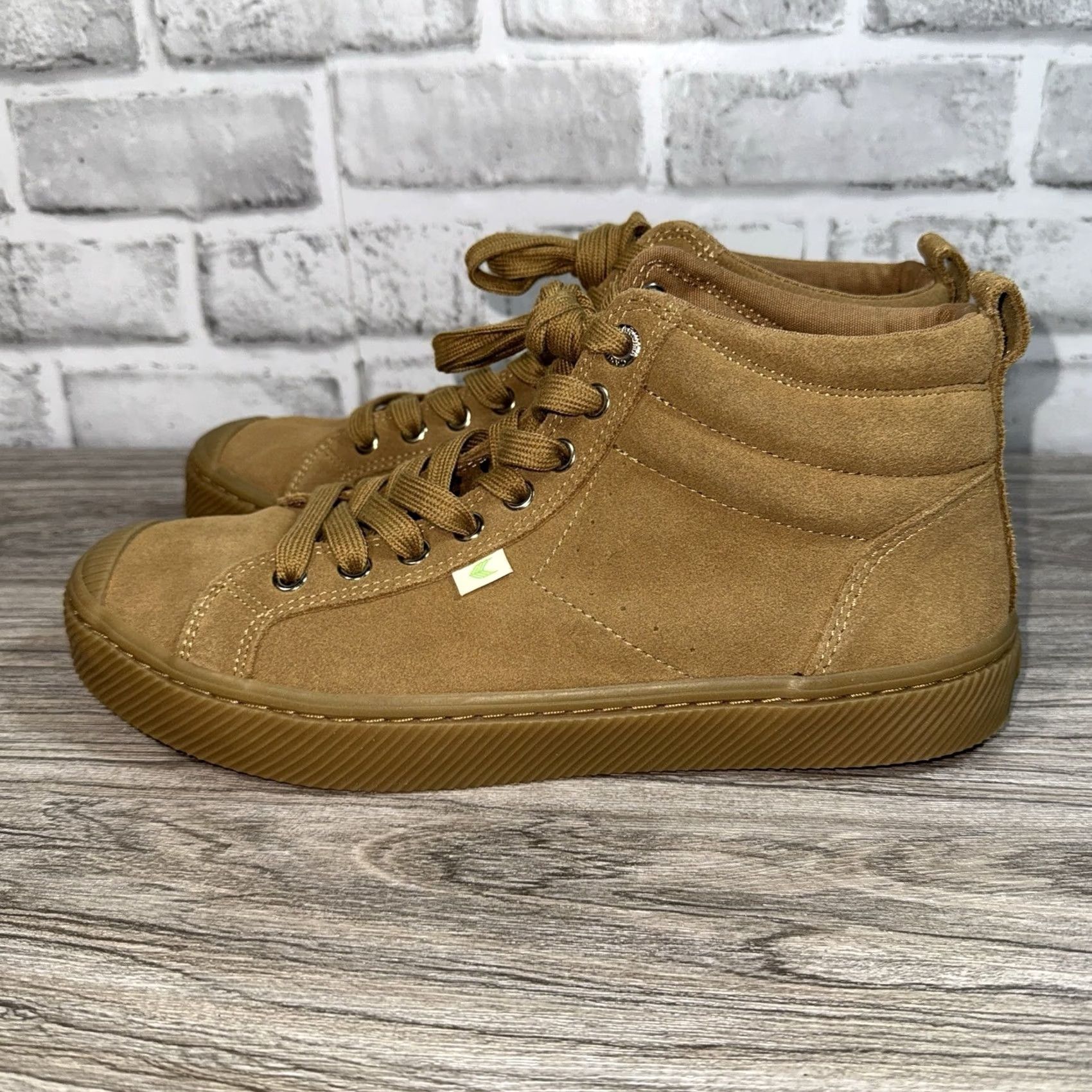 Vintage Cariuma All Camel Suede Unisex OCA Sneaker High Top Men’s 8.5 Women’s 10 EU 41 Size M / US 6-8 / IT 42-44 - 6 Thumbnail
