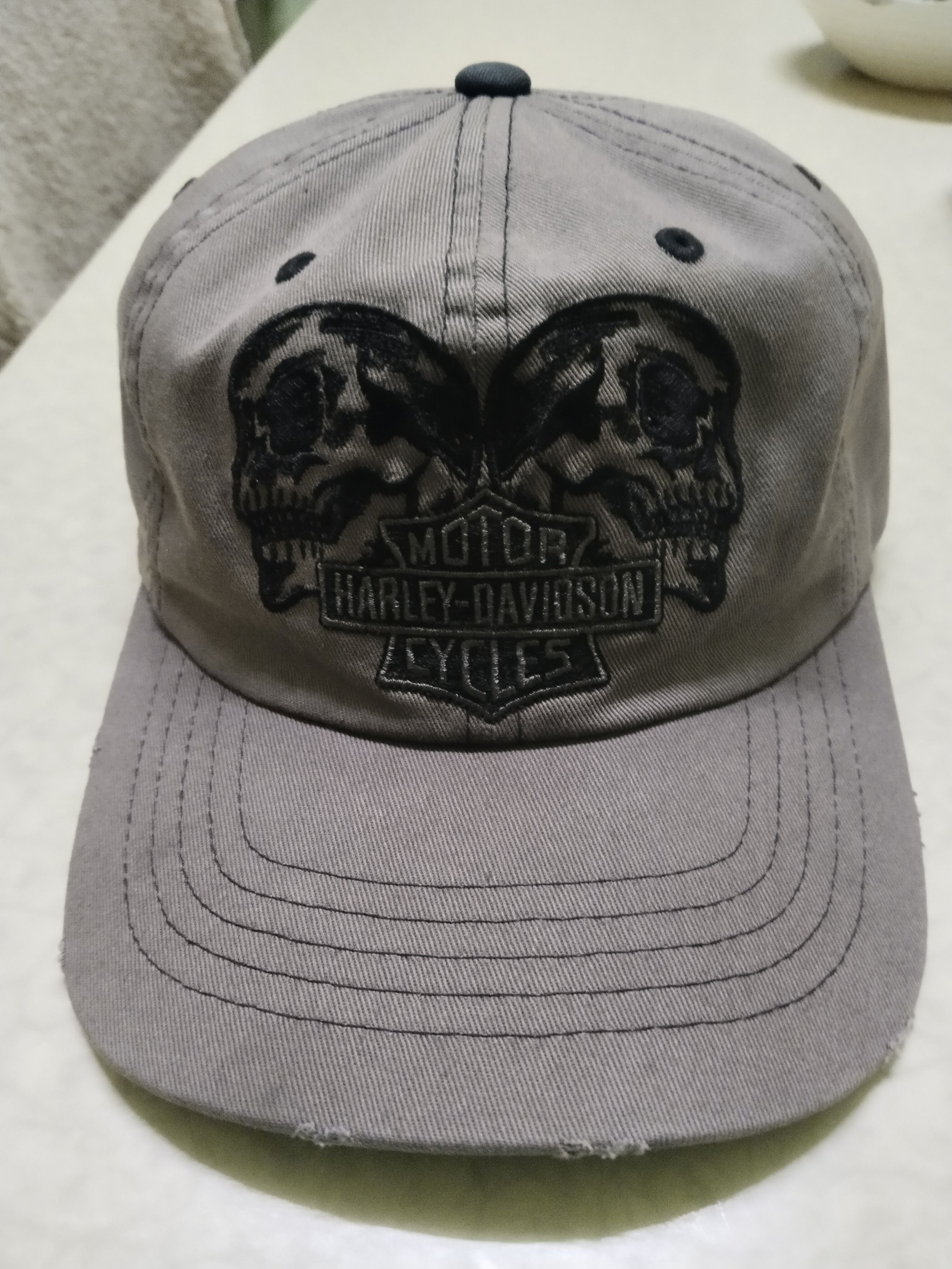 Harley Davidson × Vintage SKULLS HARLEY DAVIDSON VINTAGE WITH DISTRESSED STYLE Size ONE SIZE - 1 Thumbnail