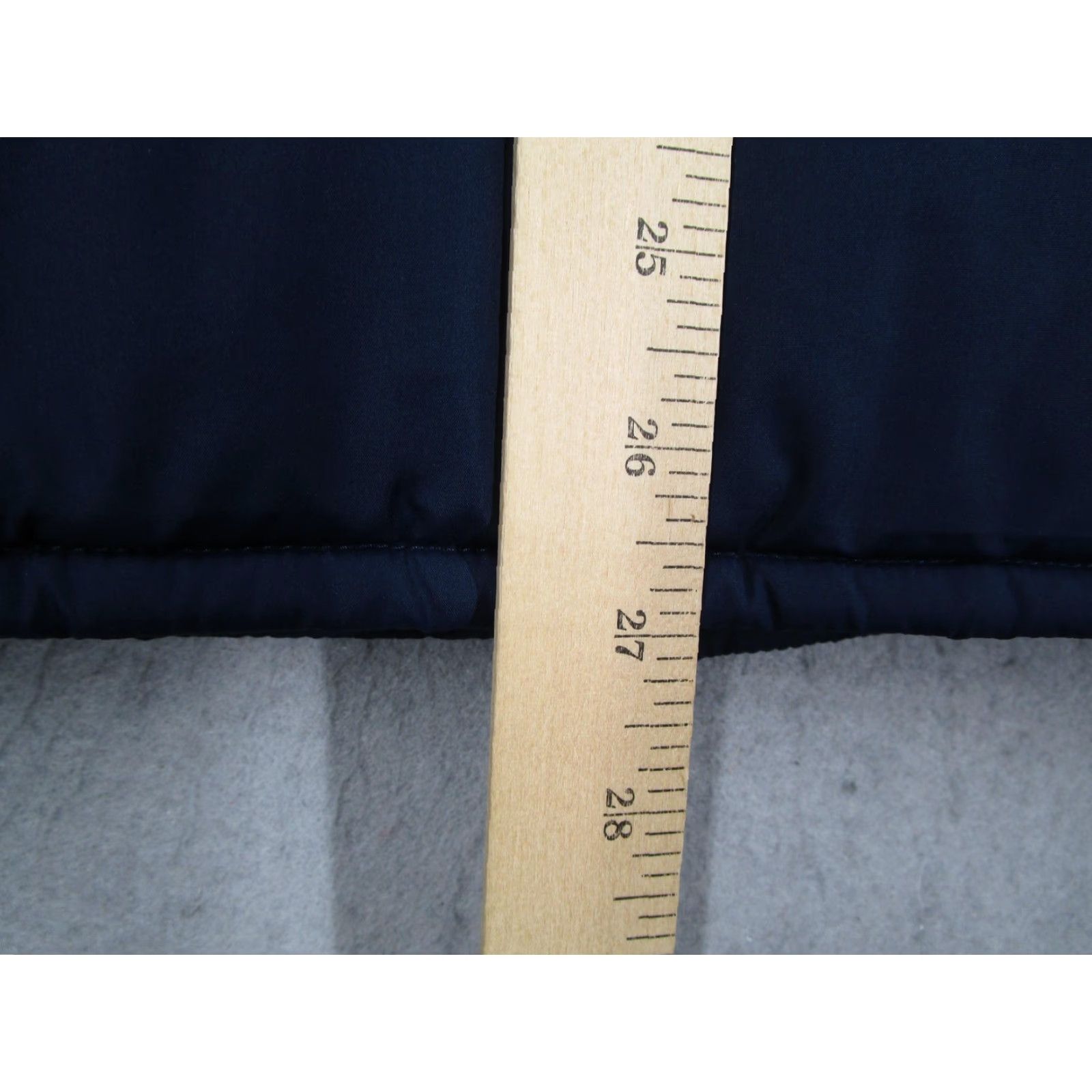 J.Crew J.Crew Vest Mens Large Blue Corduroy Yoke Snap Quilted Puffer Outerwear F4370 Size US L / EU 52-54 / 3 - 6 Thumbnail
