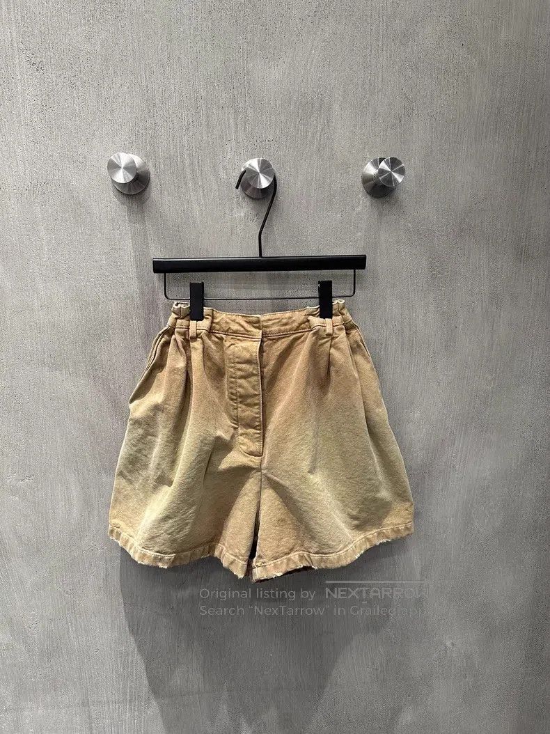 Prada Prada Khaki Work Shorts Size US 40 / EU 56 - 1 Thumbnail