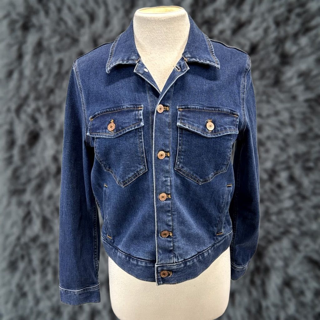 J.Crew J.CREW Mercantile Denim Trucker Jacket Blue Womens M Stretch Regular Jacket Modern Classic Outdoor Preppy Mens Womens Girls not applicable Size M / US 6-8 / IT 42-44 - 1 Thumbnail