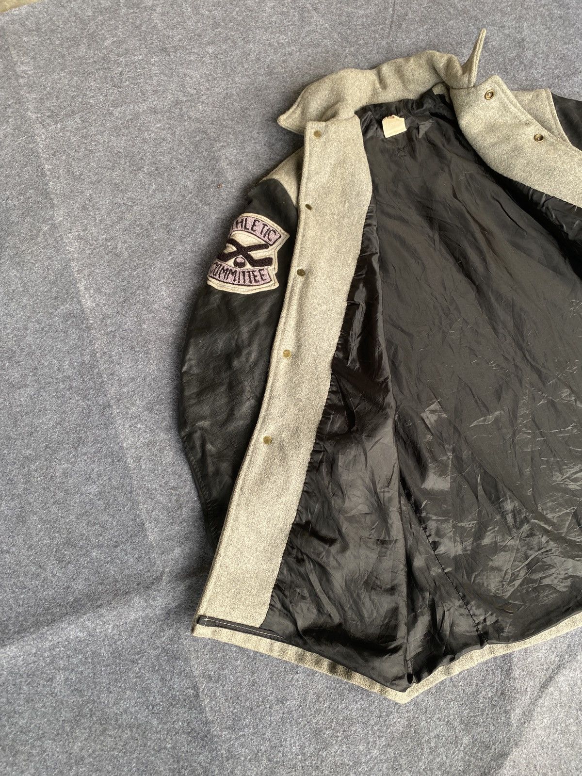 Vintage Vintage athletic committee leather arm jacket Size US M / EU 48-50 / 2 - 15 Thumbnail