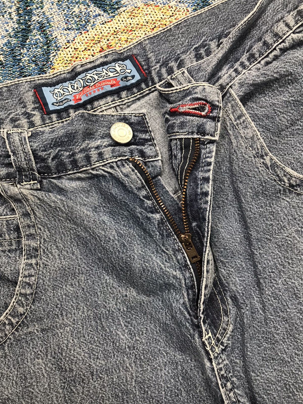 JNCO Vintage Jnco big pocket graffiti jort Size US 38 / EU 54 - 6 Thumbnail