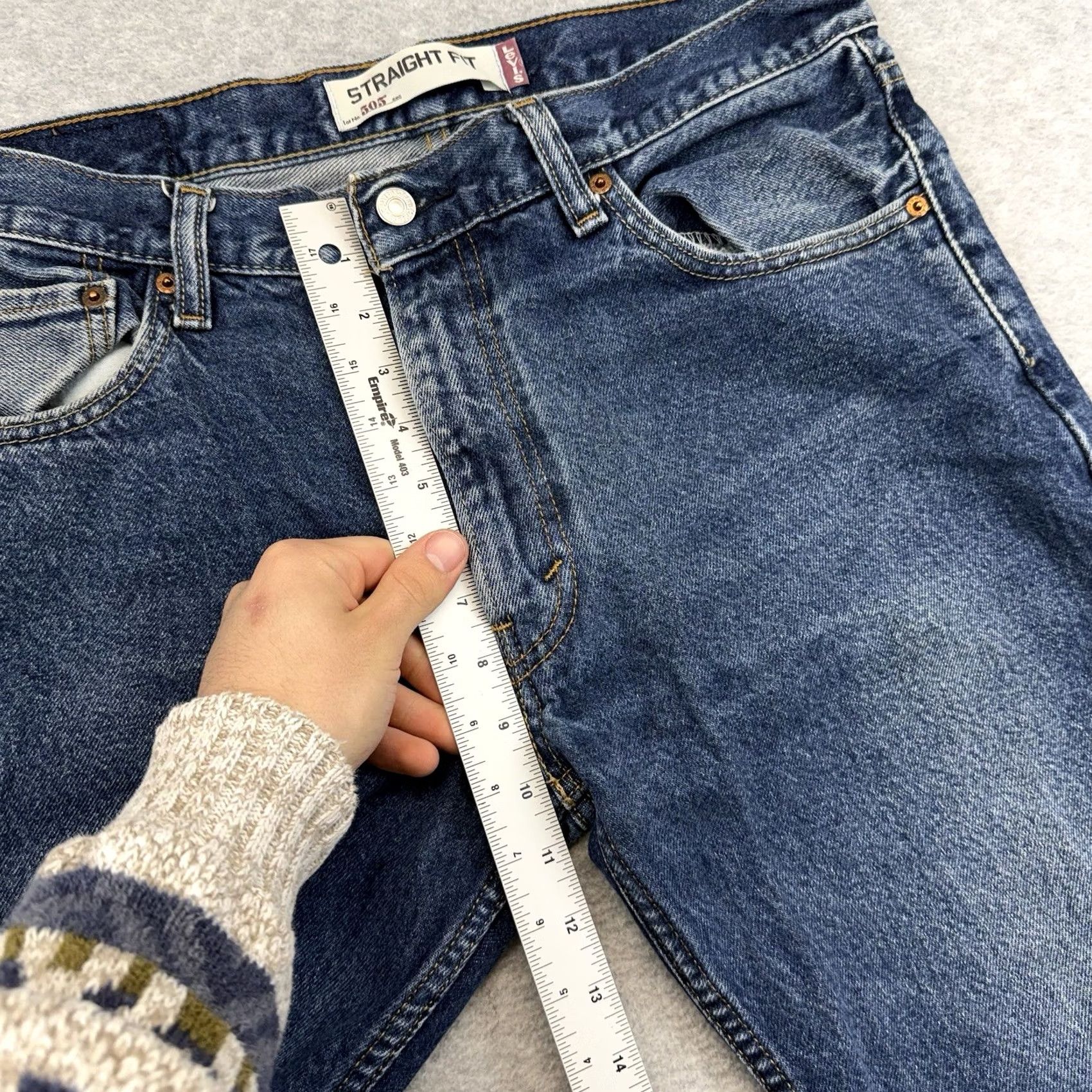 Levi's VINTAGE Levi's 505 Jeans Mens 34x29 Regular Straight Distressed Y2K USA Grunge Size US 34 / EU 50 - 5 Thumbnail