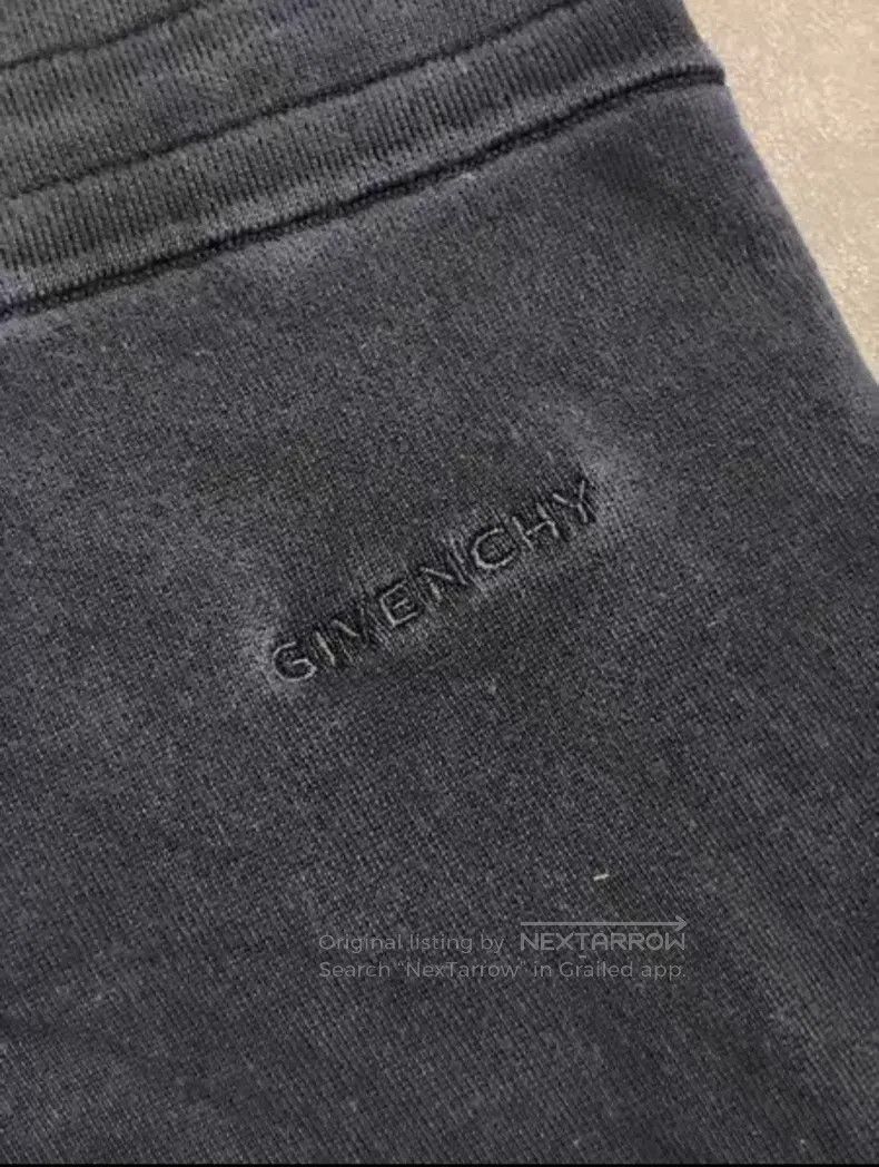 Givenchy Givenchy size XS Black Mulberry Silk Patchwork Metal Embro Size US 27 - 4 Thumbnail