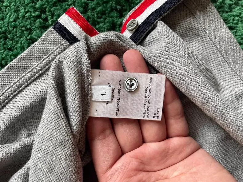 Thom Browne Thom browne Casual loose gray cotton round-neck short-sleev Size US S / EU 44-46 / 1 - 4 Thumbnail