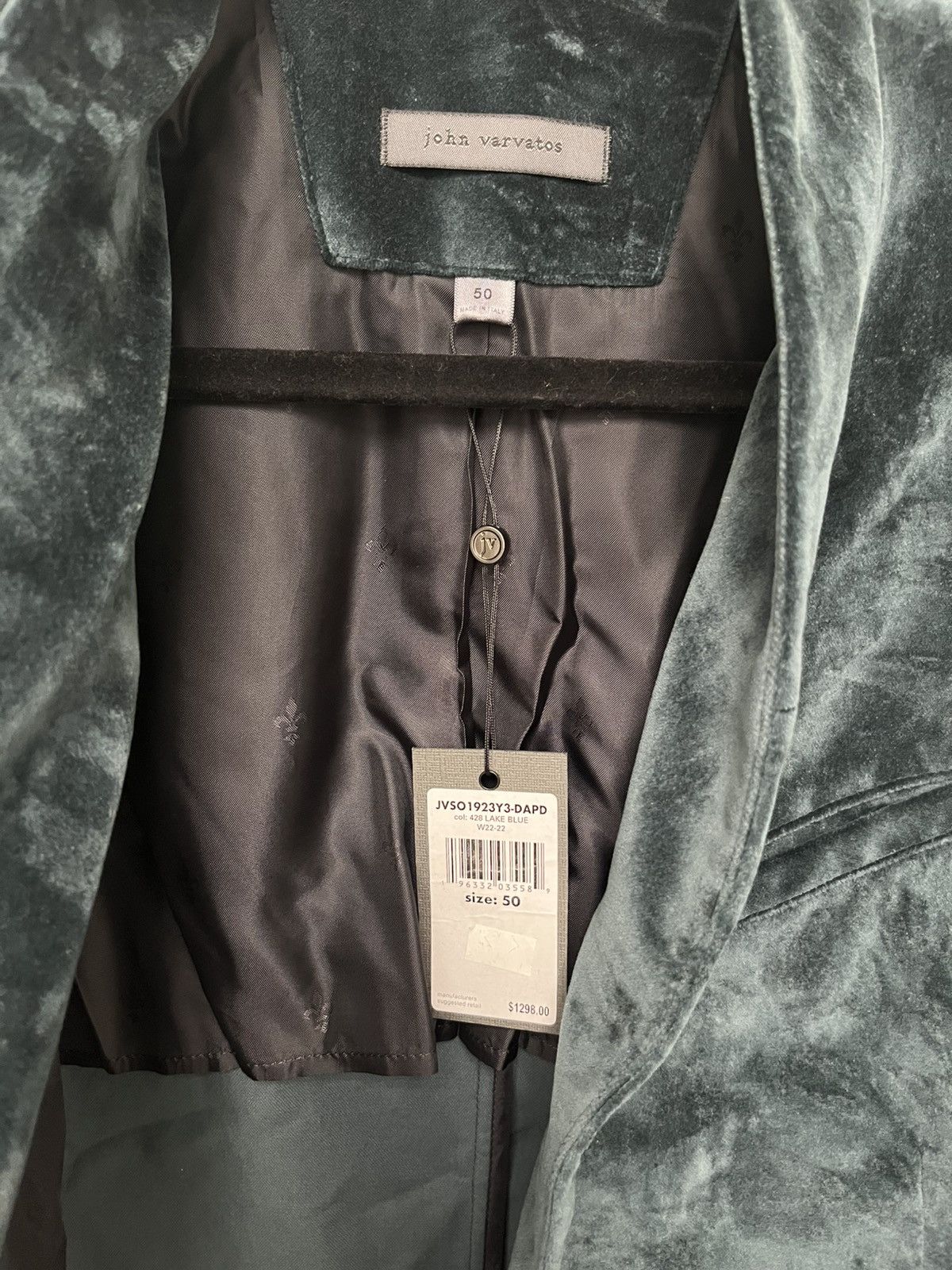 John Varvatos Luna Velvet Jacket. EU 50 USA 40 Size US M / EU 48-50 / 2 - 10 Thumbnail