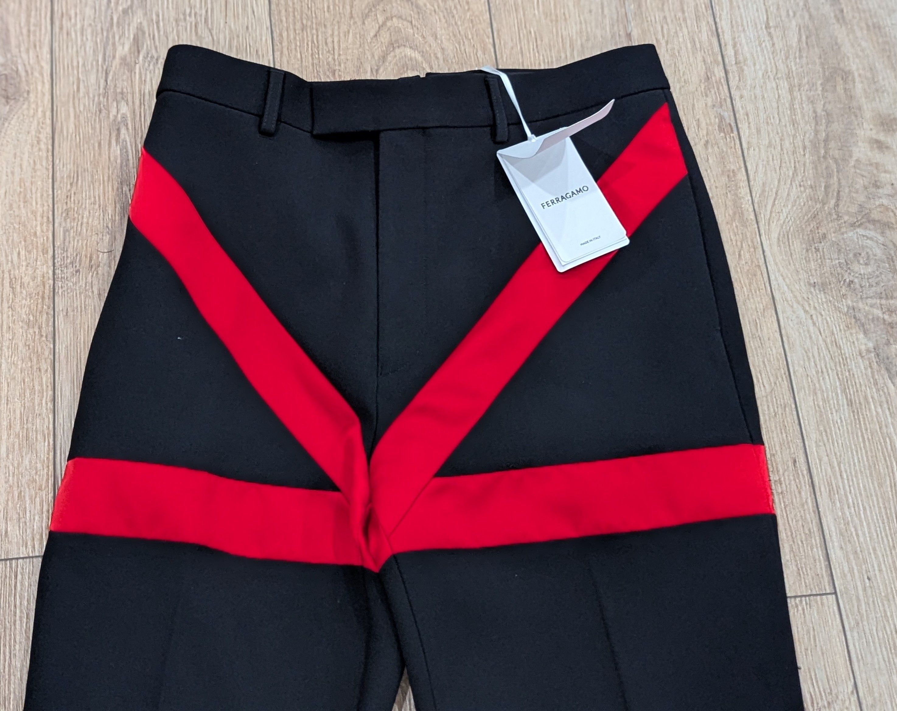 Salvatore Ferragamo Salvatore Ferragamo Satin Inlay Wool Trousers Pants 52 US 36 Size US 36 / EU 52 - 2 Thumbnail
