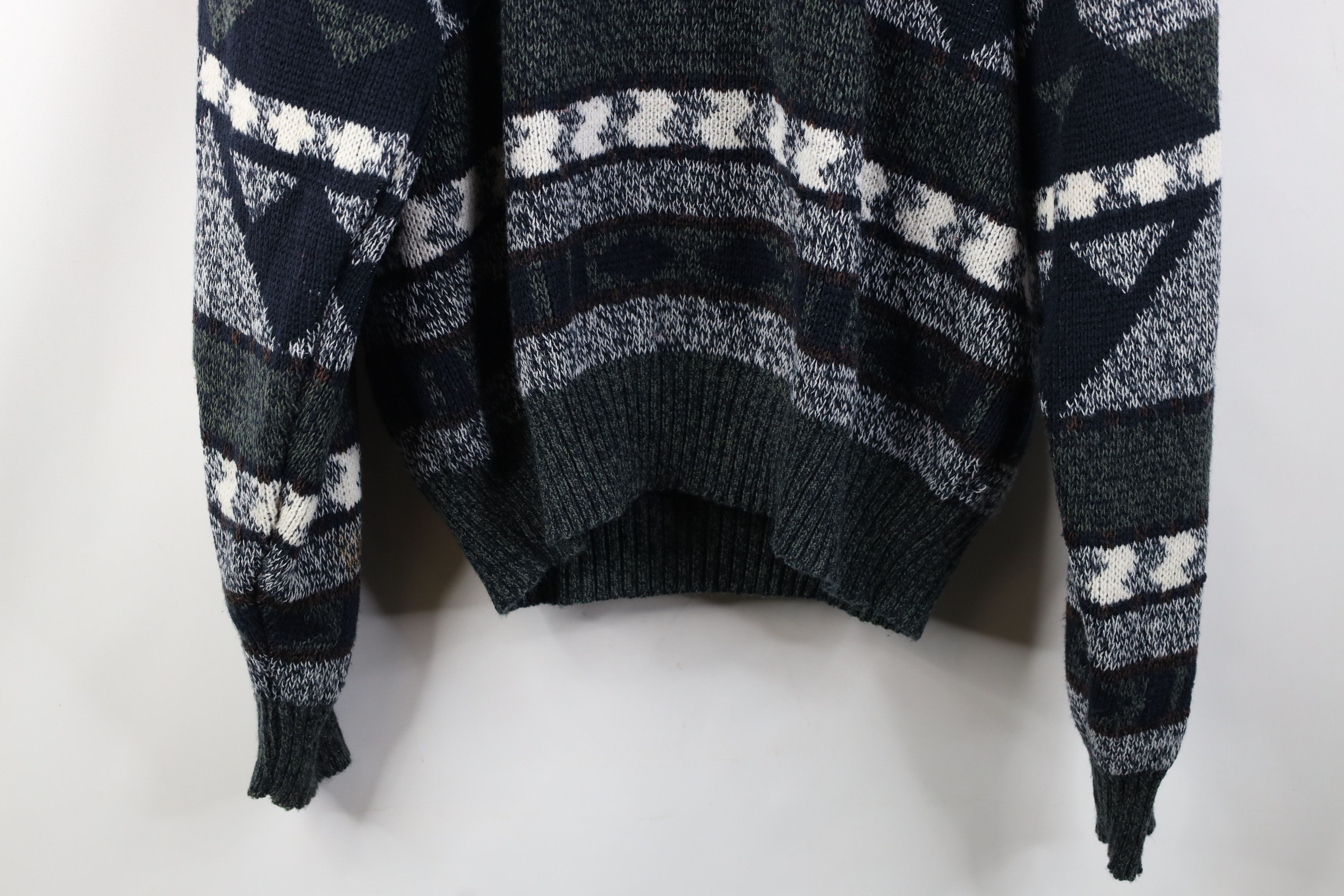 Vintage Vintage 90s Coogi Style Bassmaster Leather Trim Knit Sweater Size US L / EU 52-54 / 3 - 11 Thumbnail