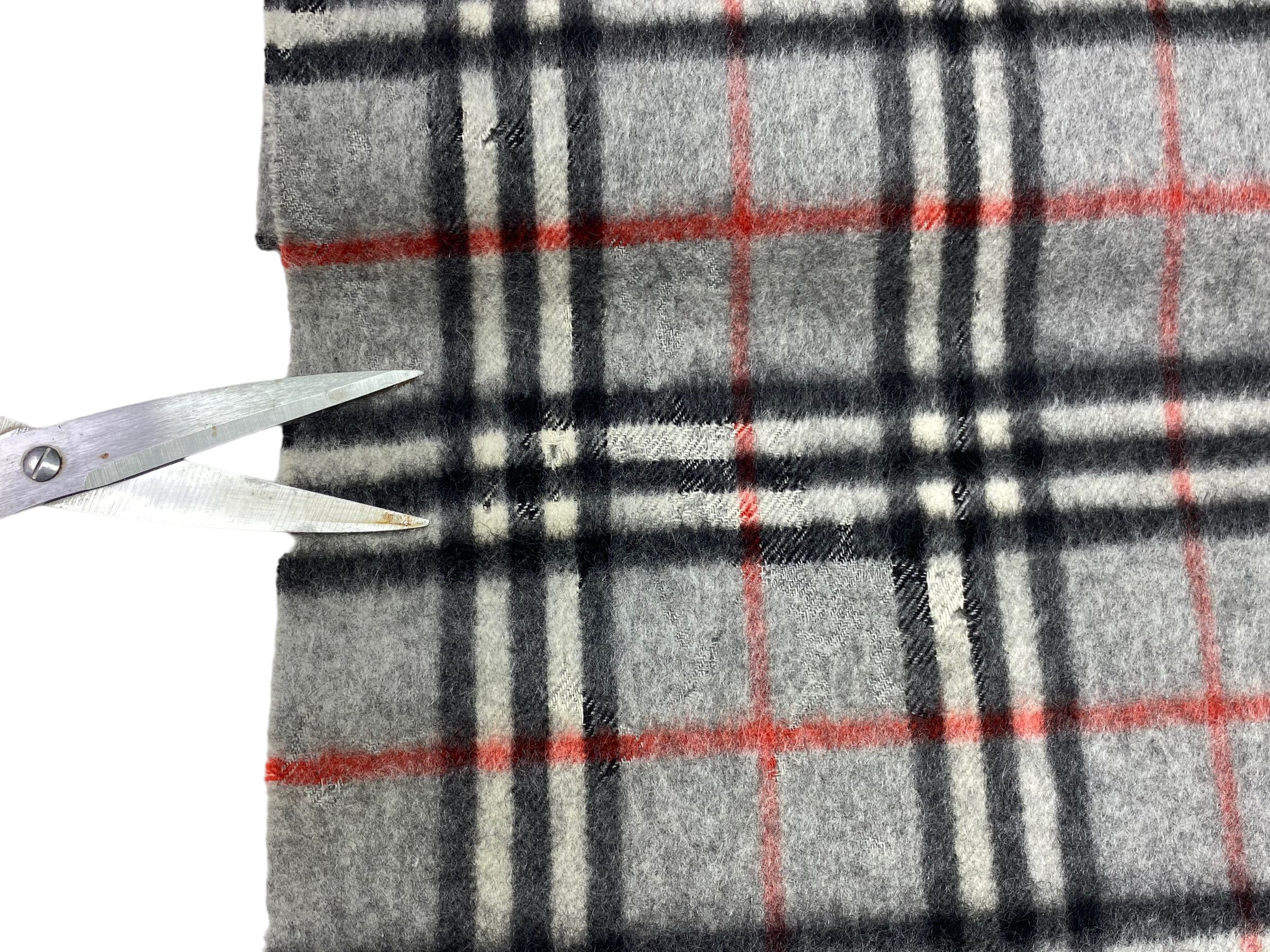 Vintage Burberrys Pure Cashmere Checkered Vintage Scarf Size ONE SIZE - 8 Thumbnail