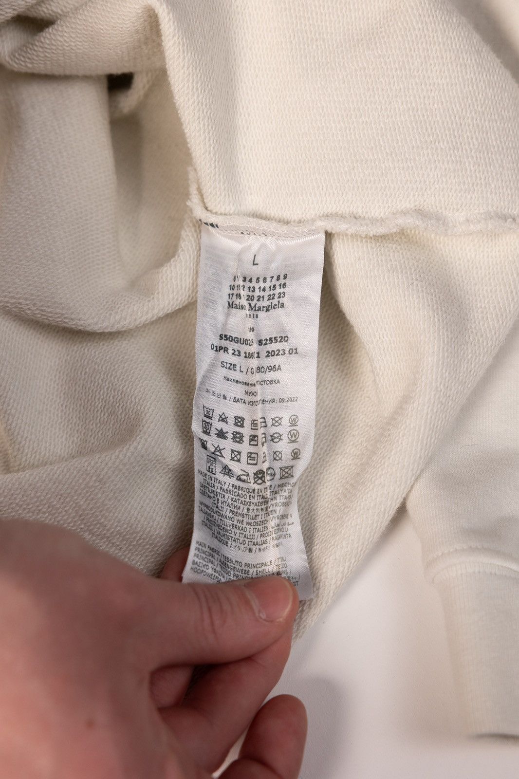 Maison Margiela Maison Margiela Embroidered Hoodie Size US L / EU 52-54 / 3 - 7 Thumbnail