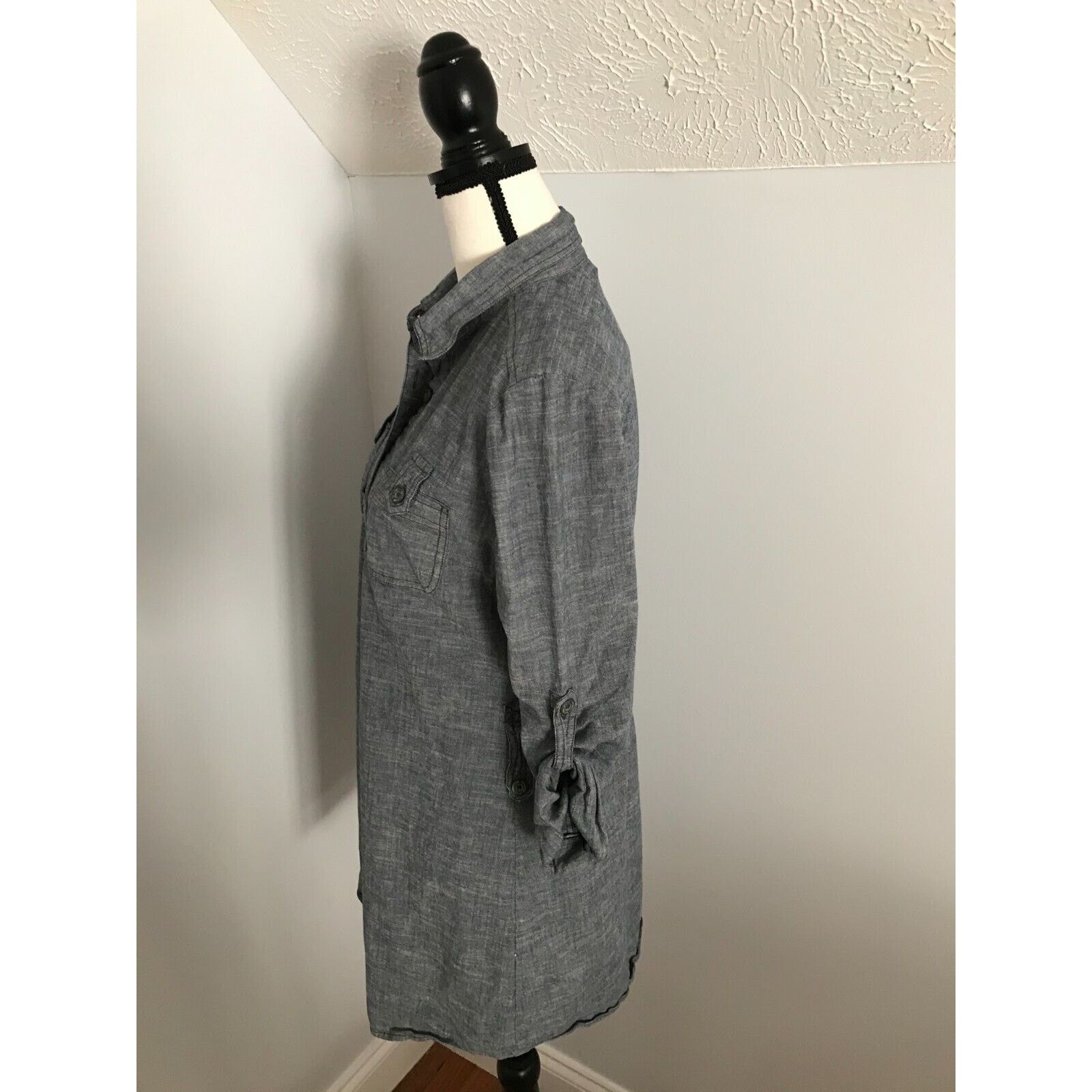 Anthropologie Anthropologie FEI Heather Blue Roll-Tab Chambray Shirt Dress Size S / US 4 / IT 40 - 2 Thumbnail