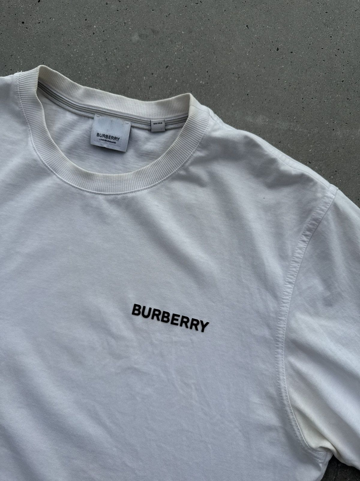Burberry Burberry Basic Logo T-shirt Designer Luxury tees Size US M / EU 48-50 / 2 - 2 Thumbnail