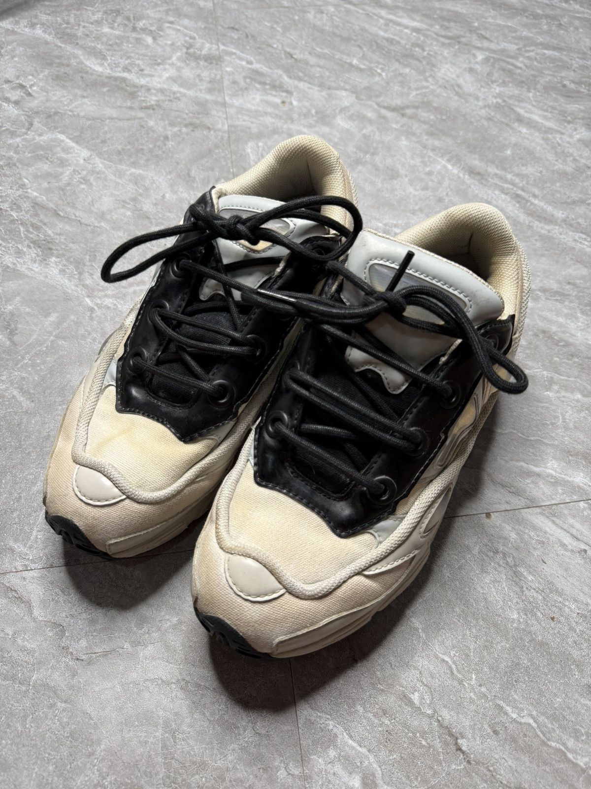 Adidas × Raf Simons Adidas x Raf simons Ozweego 3 Size US 6.5 / EU 39-40 - 1 Thumbnail