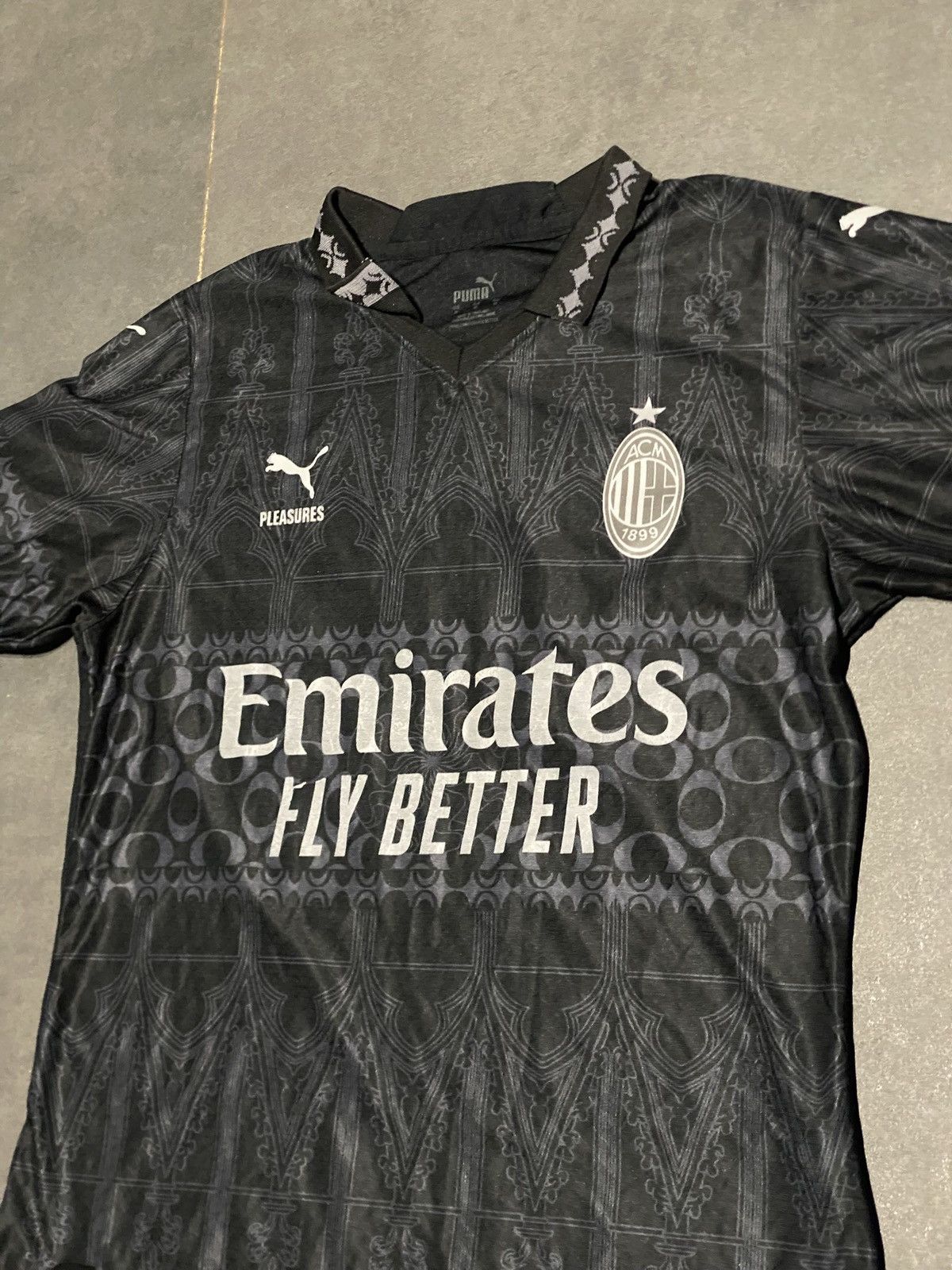 Pleasures × Puma Jersey Puma x Pleasures Milan Size US M / EU 48-50 / 2 - 3 Thumbnail