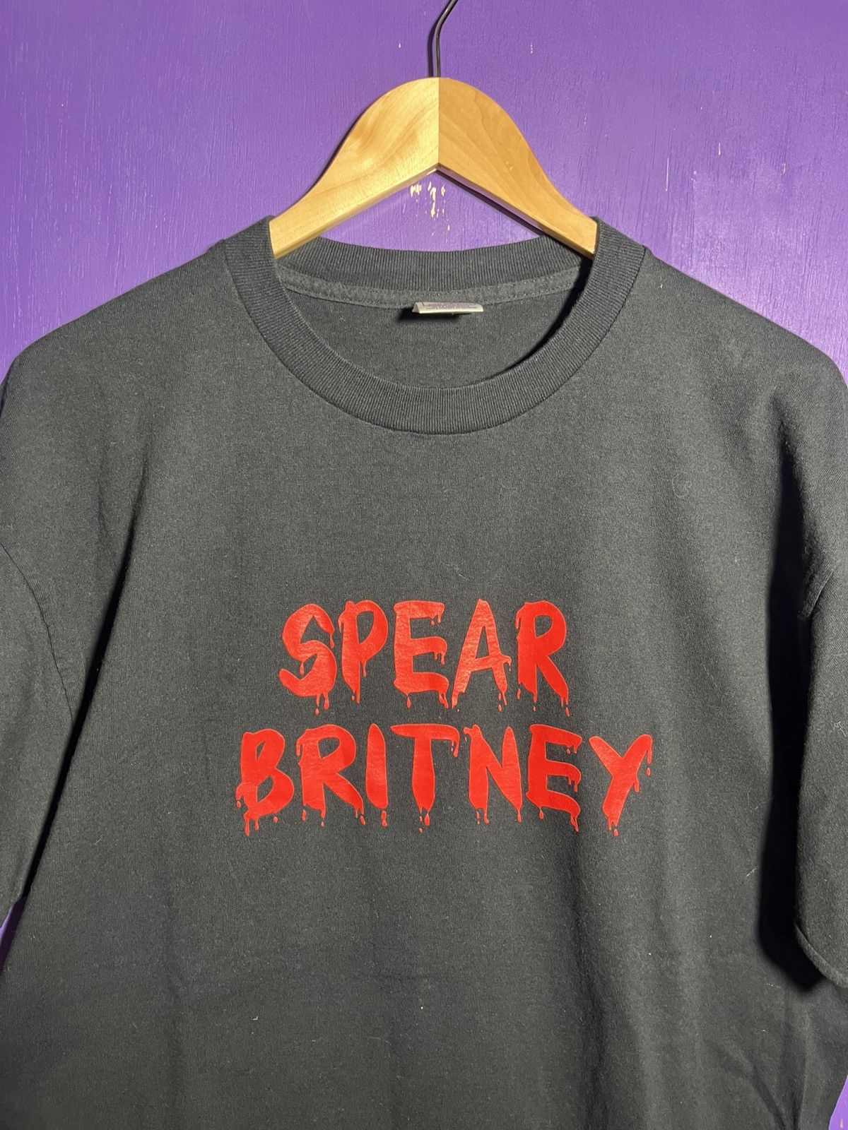 Vintage Vintage 00s WWE “Spear Britney” Britney Spears beef t-shirt Size US XL / EU 56 / 4 - 3 Thumbnail