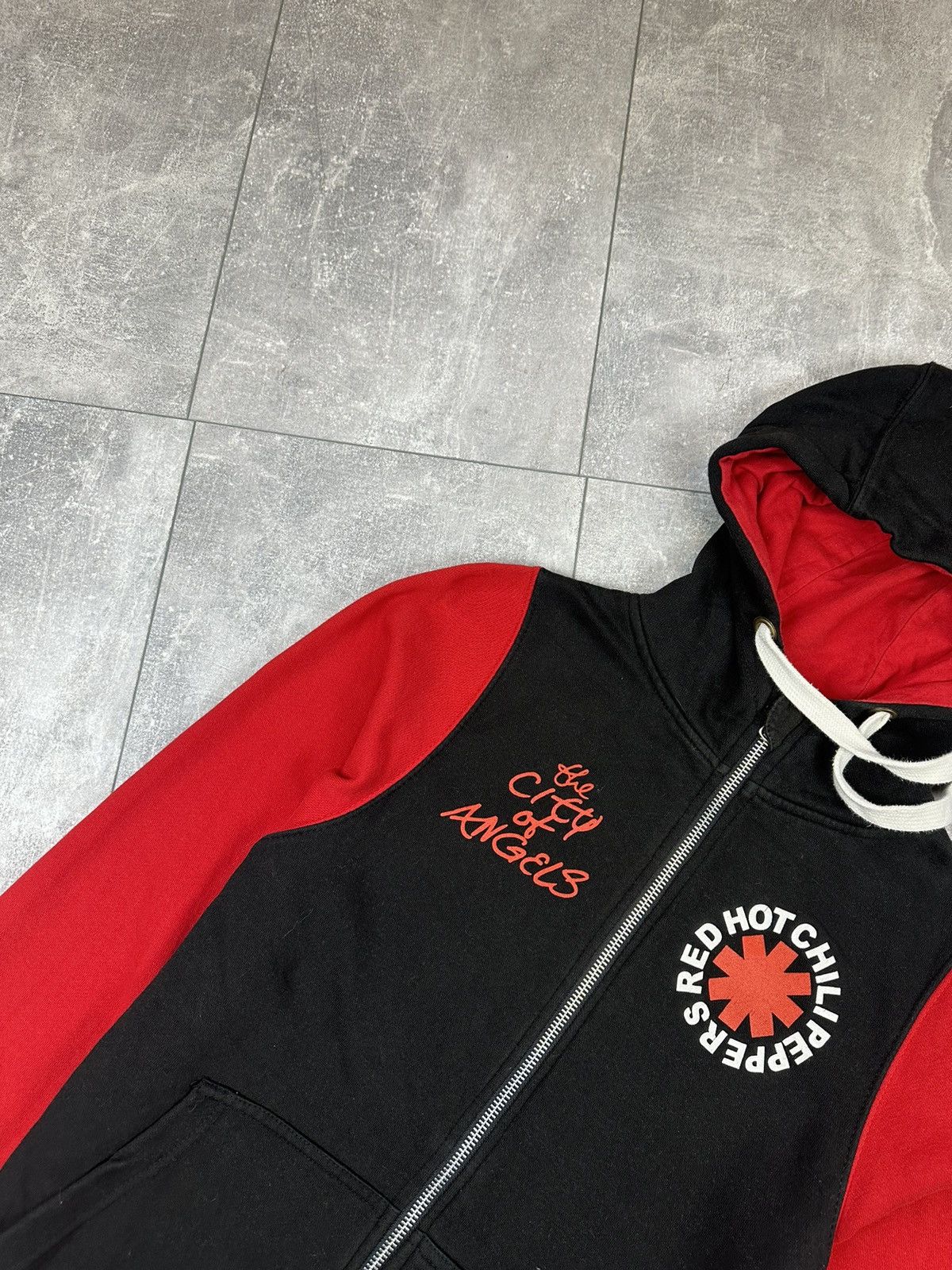 Other Red Hot Chili Peppers Black/Red Hoodie Size US S / EU 44-46 / 1 - 7 Thumbnail