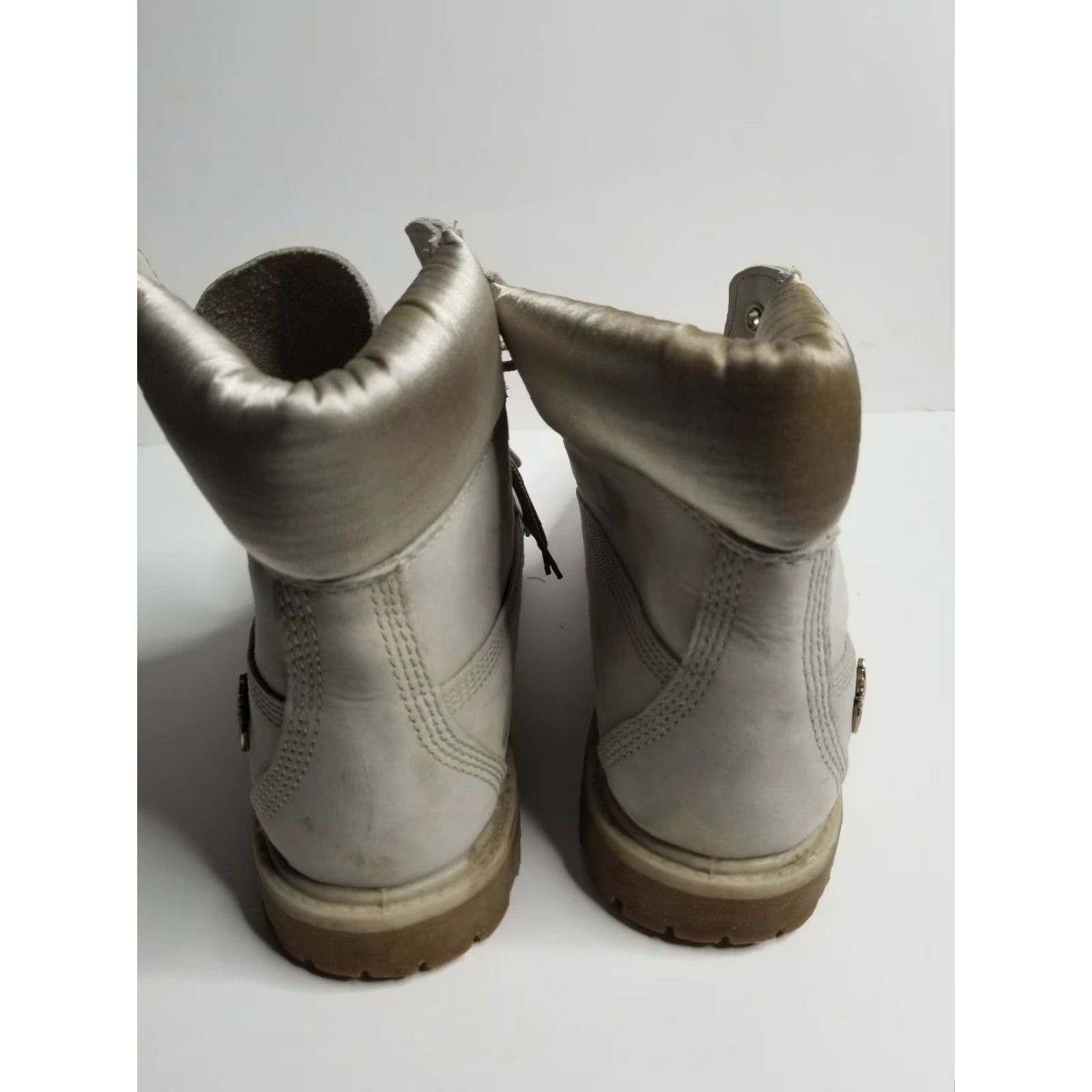 Timberland Timberland 6 Inch Premium Waterproof Leather Women's 9 W Boots Taupe Beige Size US 9 / IT 39 - 4 Thumbnail