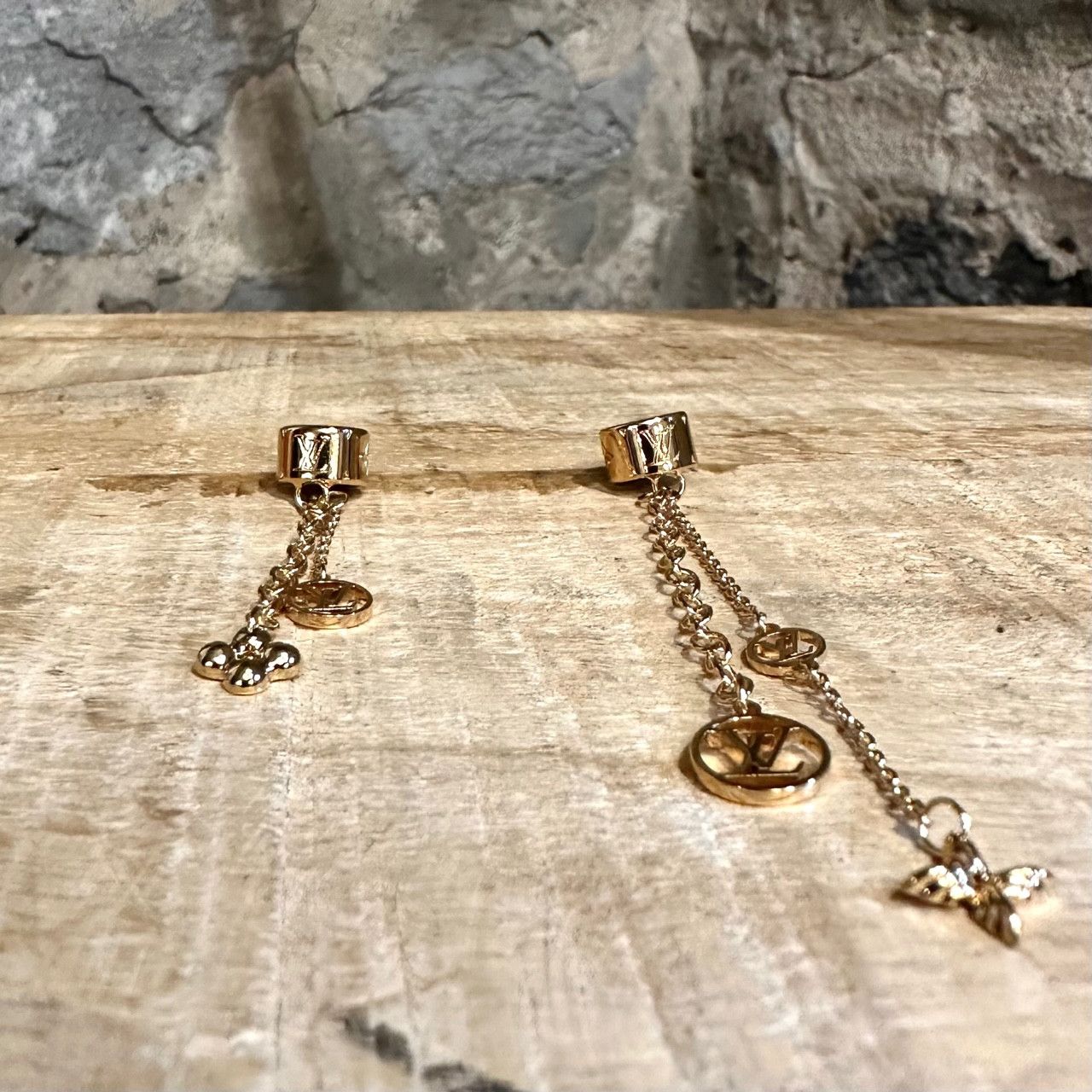 Louis Vuitton Louis Vuitton Gold-tone Nanogram Earphone Earrings Size ONE SIZE - 5 Thumbnail