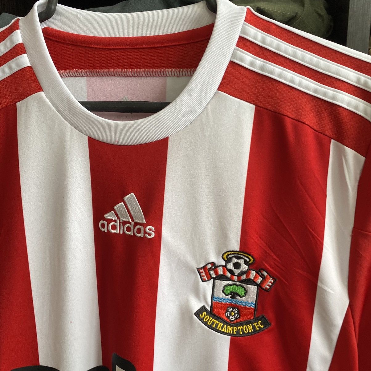 Adidas Mens Adidas Southampton 12 Shorty Player Home soccer jersey Size US S / EU 44-46 / 1 - 3 Thumbnail