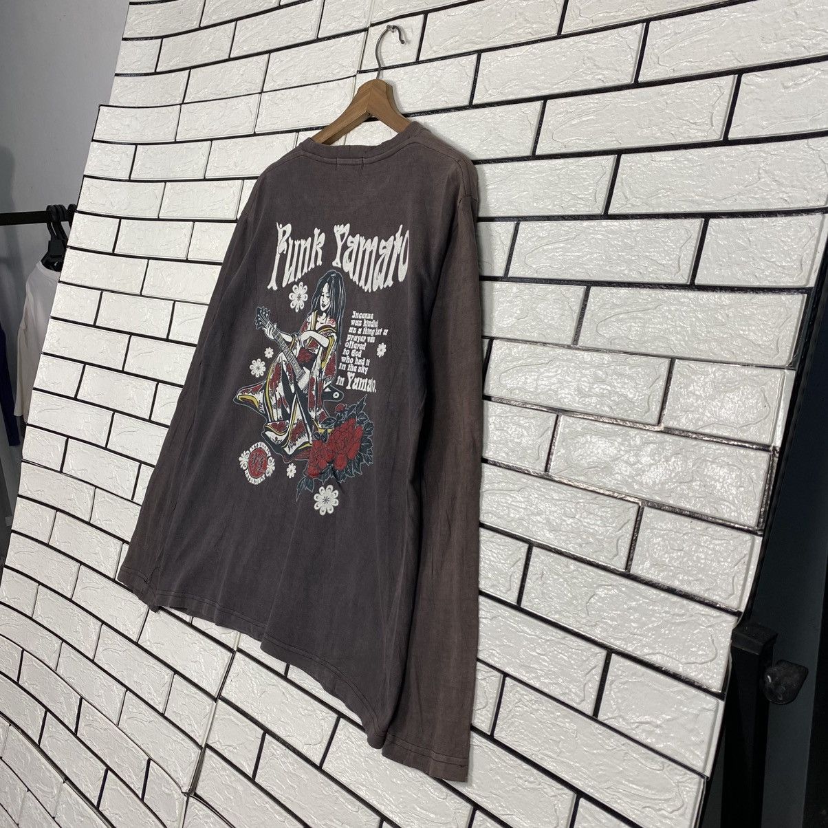 Japanese Brand 📌Distressed Sun Faded Punk Yamato Big Logo Sukajan Size US L / EU 52-54 / 3 - 8 Thumbnail