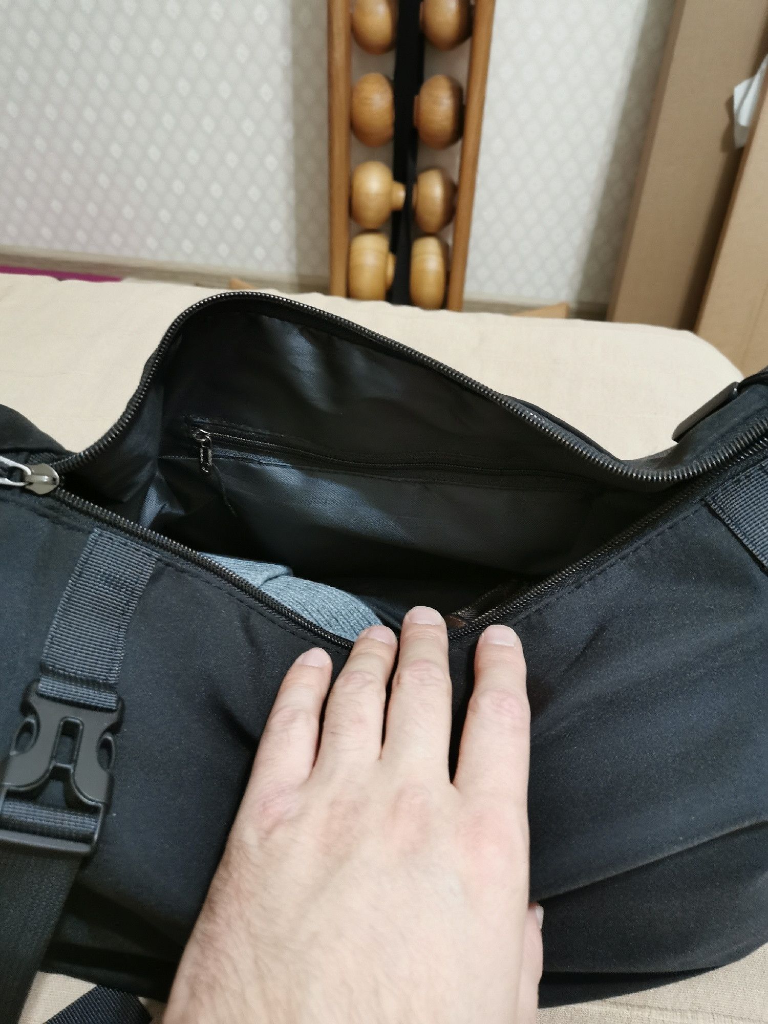 Japanese Brand × Vintage Outdoor retro puffer hobo bag shoulder messenger bag Size ONE SIZE - 6 Thumbnail