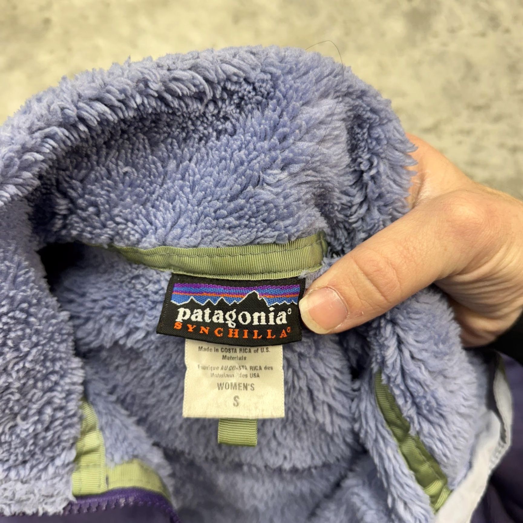 Patagonia Patagonia Jacket Womens Small Purple Fleece Full Zip Synchilla Cozy Warm 秋? Size S / US 4 / IT 40 - 3 Thumbnail