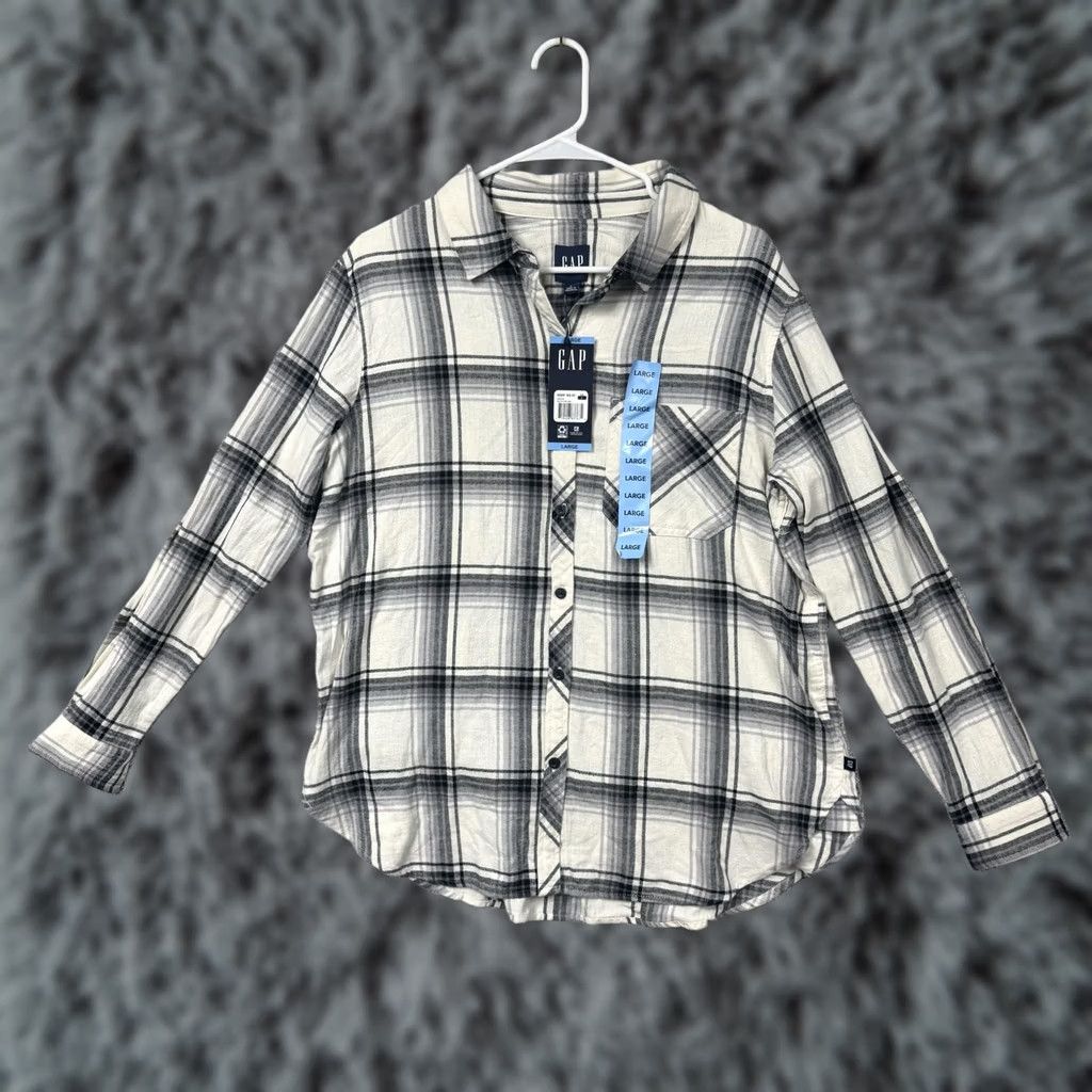 Gap Gap Button Up Shirt L Flannel Plaid Black White Cozy Fall Cabincore Granola Soft Women Button-Up Shirt L Multicolor Plaid Fall Women Size L / US 10 / IT 46 - 1 Thumbnail