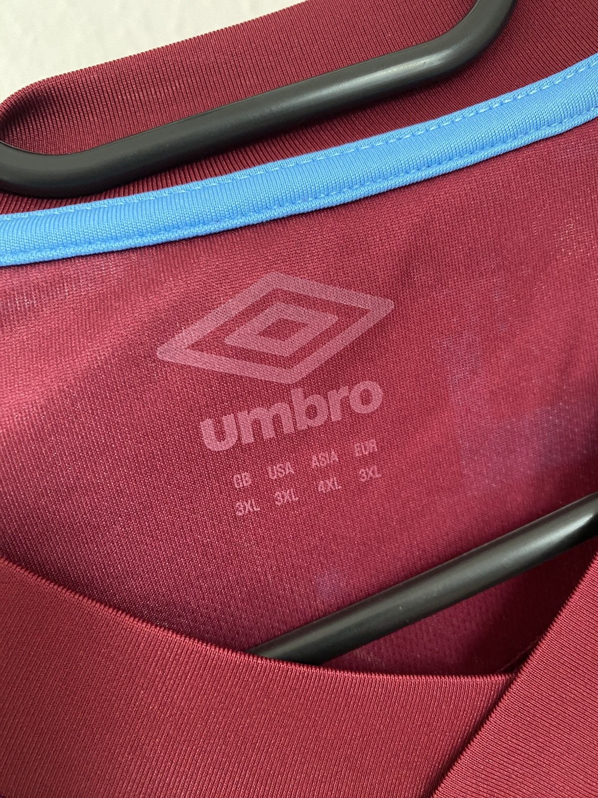 Umbro BURNLEY 2022 2023 Home Soccer Jersey Football Umbro Arsenal Size US XXL / EU 58 / 5 - 8 Thumbnail