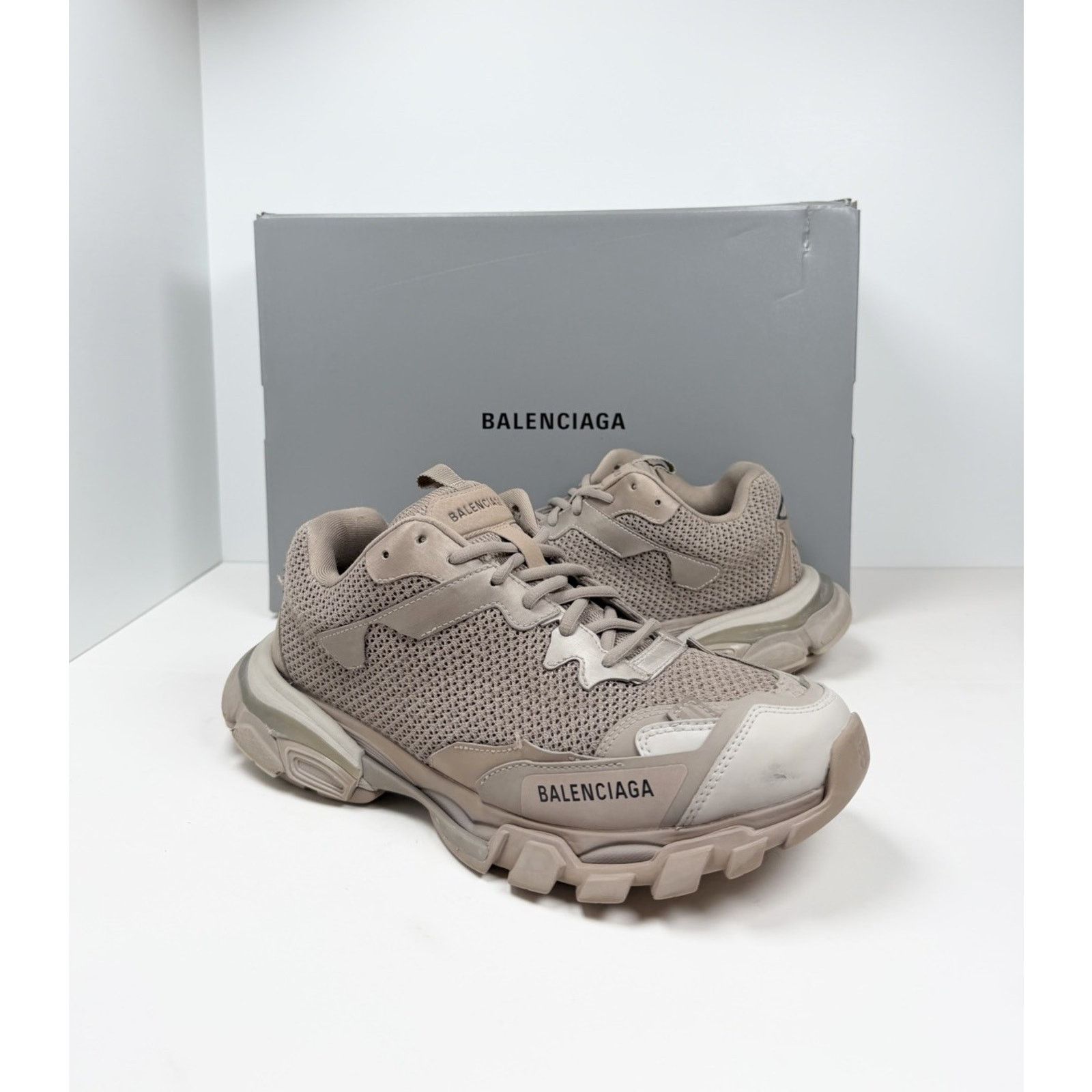 Balenciaga Size 42EU/9US - Balenciaga Track.3 Sneakers NEW Size US 9 / EU 42 - 2 Thumbnail