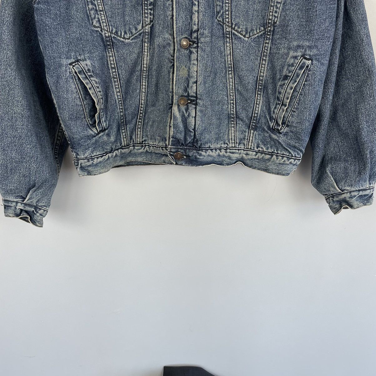 Levi's Hot Vintage 80’s Sherpa Levi’s denim cropped bomber jacket Size US L / EU 52-54 / 3 - 7 Thumbnail