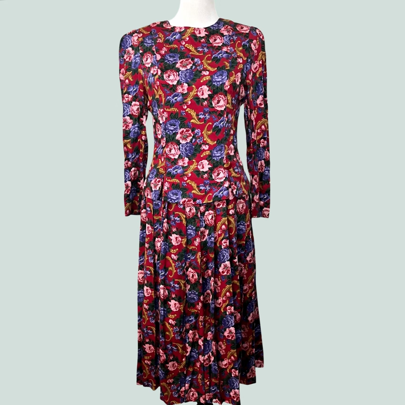 Talbots VINTAGE Talbots Floral Dress Midi Pink Purple Long Sleeve Pleats Womens 6 Floral 80s 90s Romantic Party Cocktail Dress Women Size M / US 6-8 / IT 42-44 - 1 Thumbnail