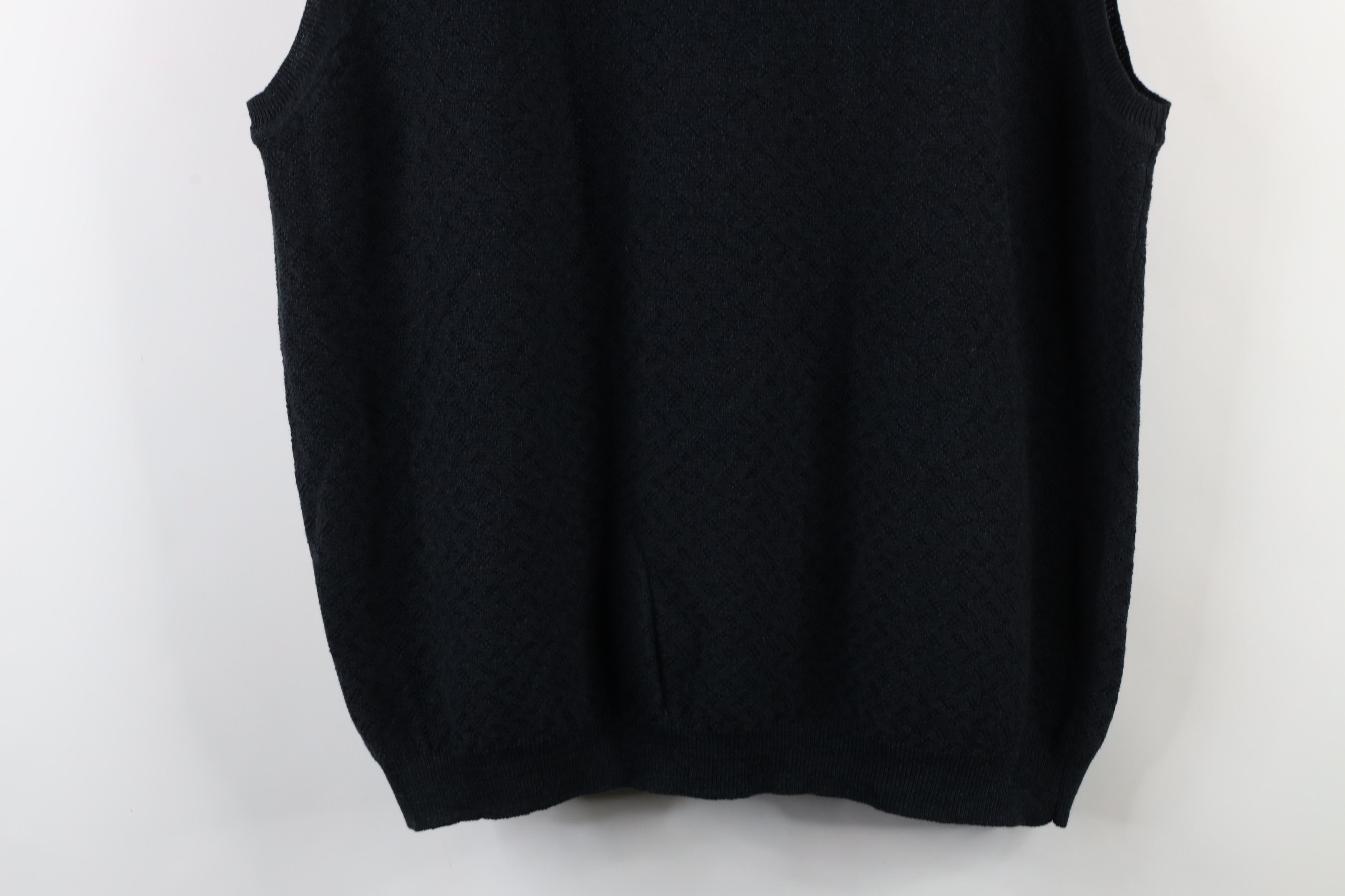 Izod × Vintage Deadstock Vintage Izod Golf Textured V-Neck Sweater Vest Size US XL / EU 56 / 4 - 9 Thumbnail
