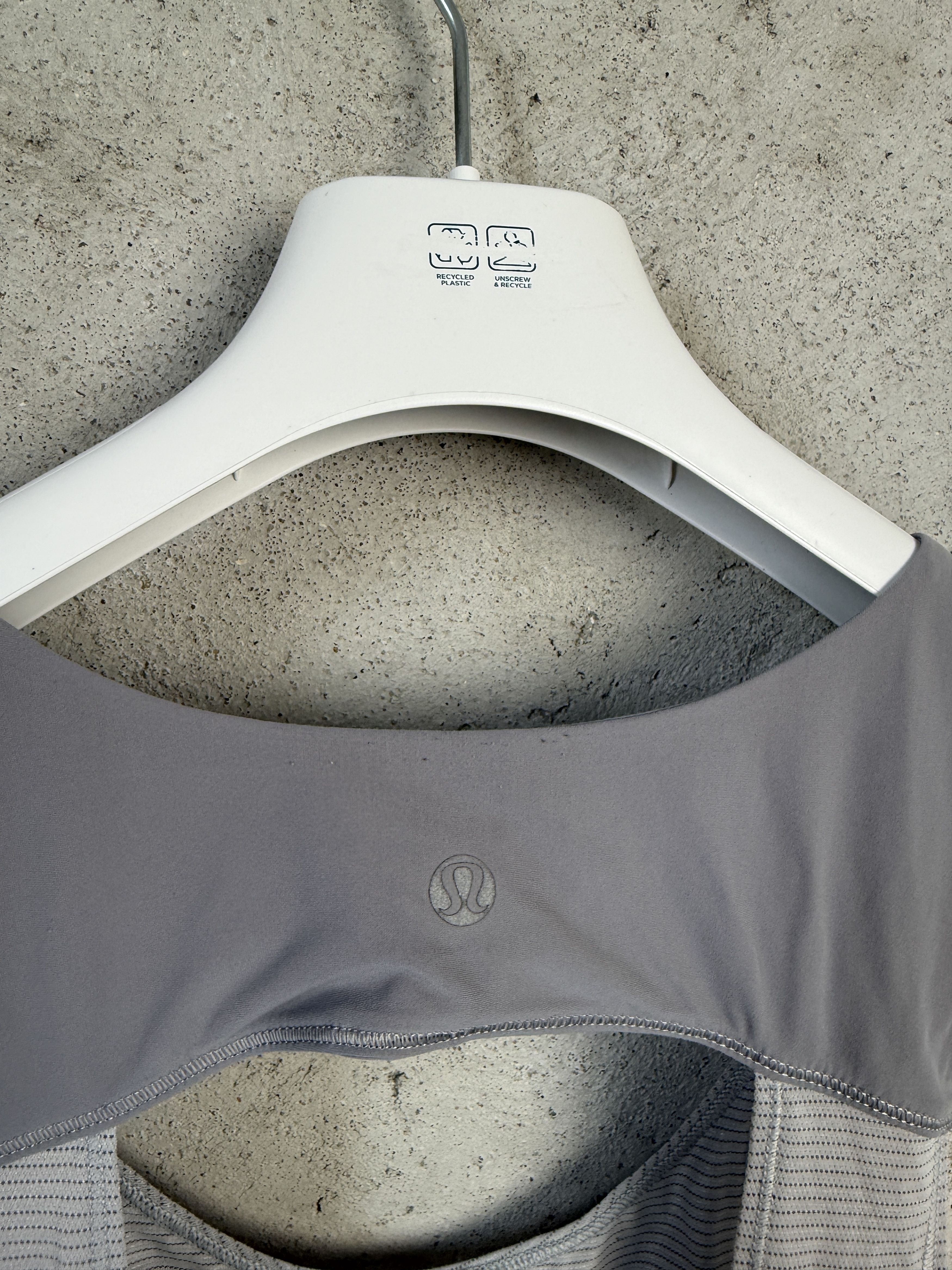 Lululemon Lululemon Run Righteous tank top t-shirt tee sport Size M / US 6-8 / IT 42-44 - 3 Thumbnail