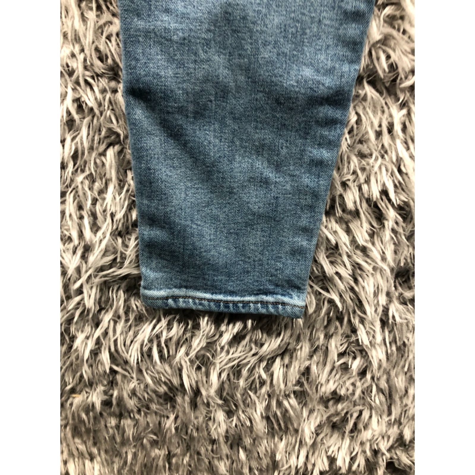 J.Crew J.CREW Jeans Women’s 32 Toothpick Skinny Denim Blue 5-Pocket Regular Waist Medium Wash Baggy-Free N/A Size 24" / US 00 / IT 34 - 7 Thumbnail