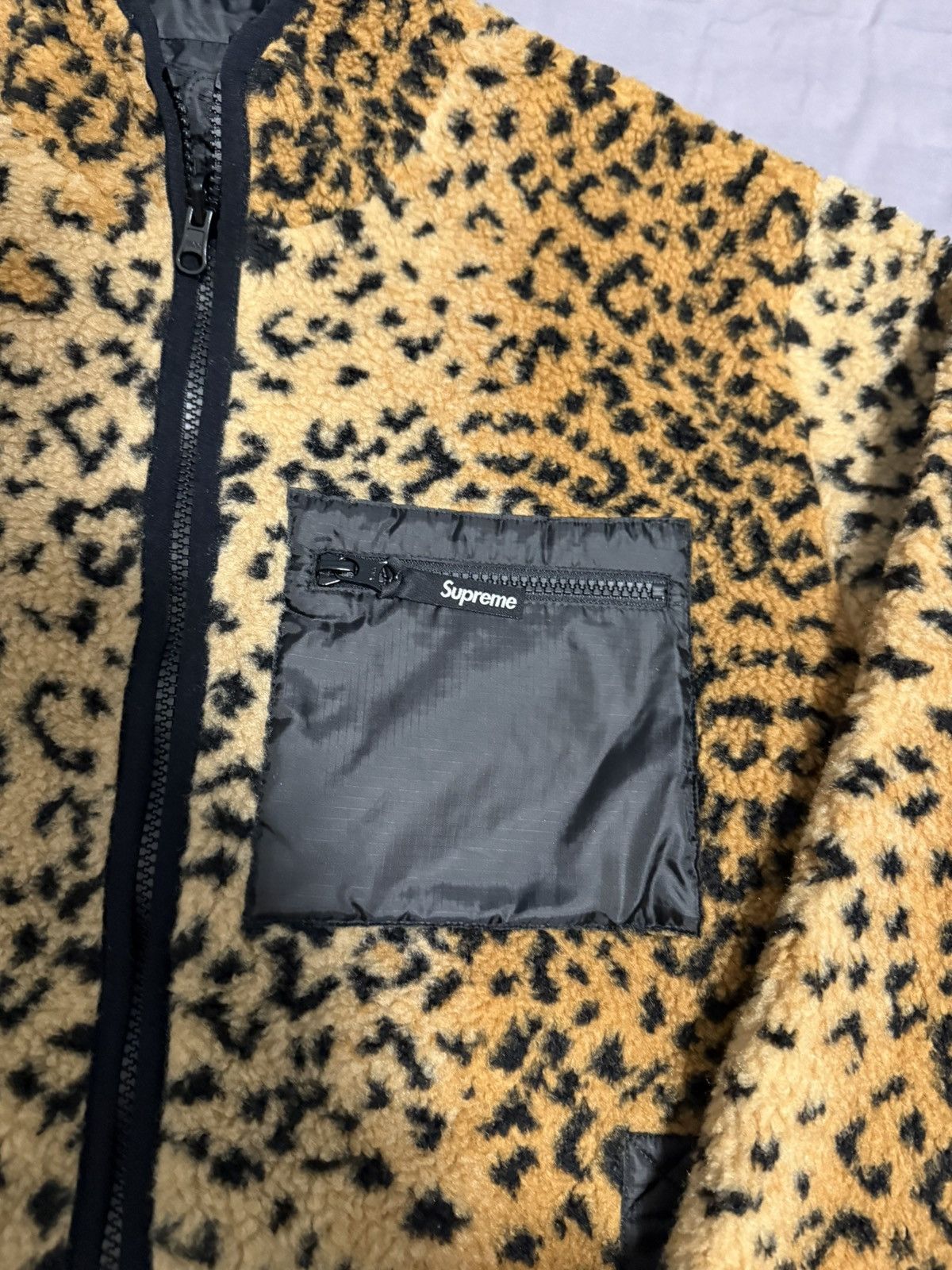 Supreme Supreme reversible yellow leopard fleece reversible Jacket Size US L / EU 52-54 / 3 - 3 Thumbnail