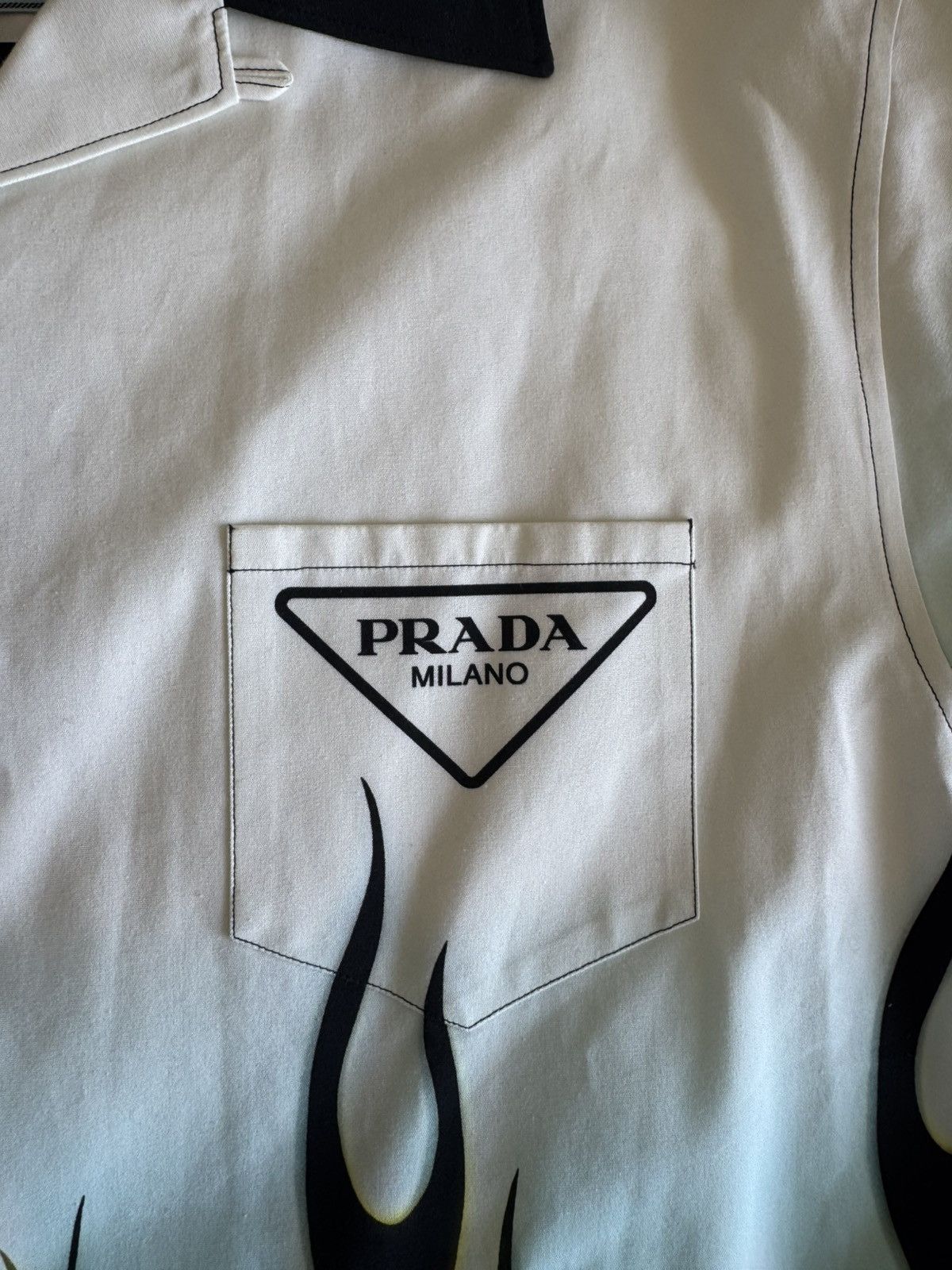 Prada PRADA DOUBLE MATCH FLAME SHORT SLEEVE BUTTON UP SHIRT Size US M / EU 48-50 / 2 - 4 Thumbnail