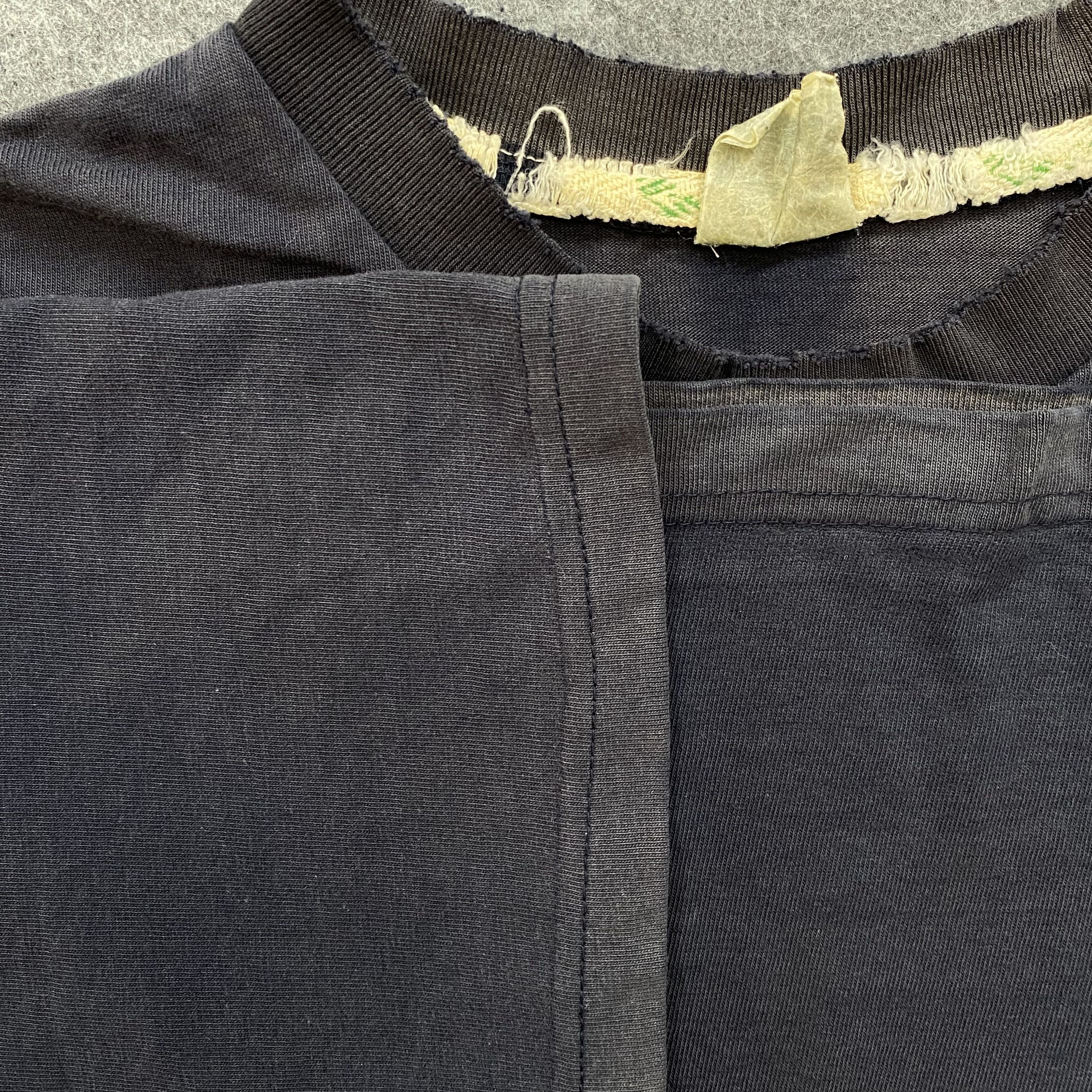 Japanese Brand Vintage sun faded big logo tshirt-N021 Size US L / EU 52-54 / 3 - 9 Thumbnail
