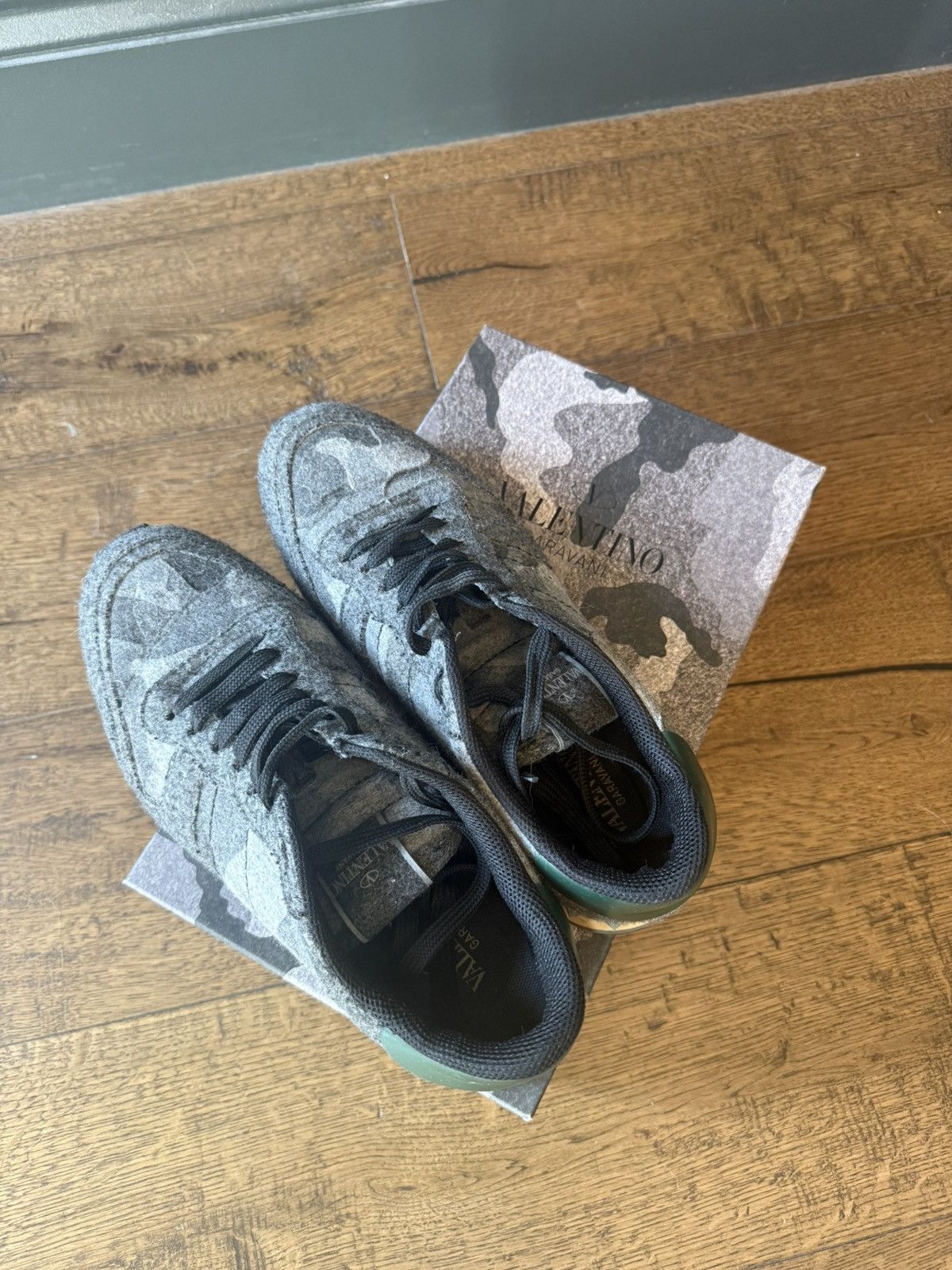 Valentino Valentino Garavani Rockrunner Grey Felt Camo UK 9 / 43 Size US 9 / EU 42 - 3 Thumbnail