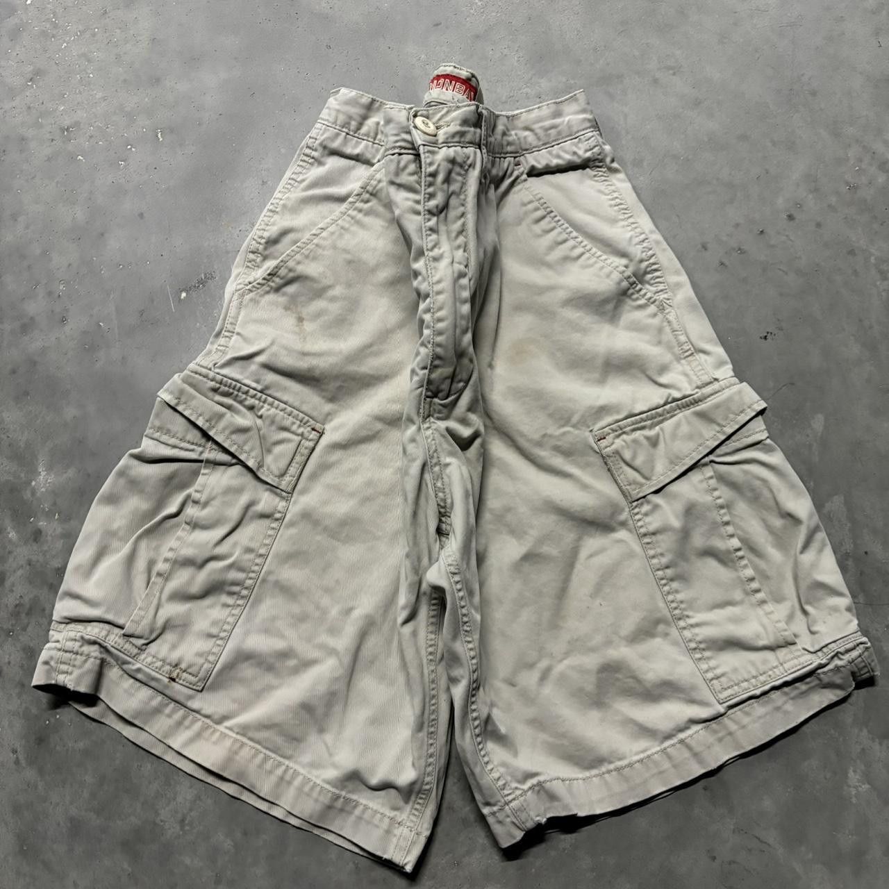 Japanese Brand × Vintage Crazy Vintage Y2K/2000s Cream Skater Style Cargo Shorts! Size US 32 / EU 48 - 1 Thumbnail