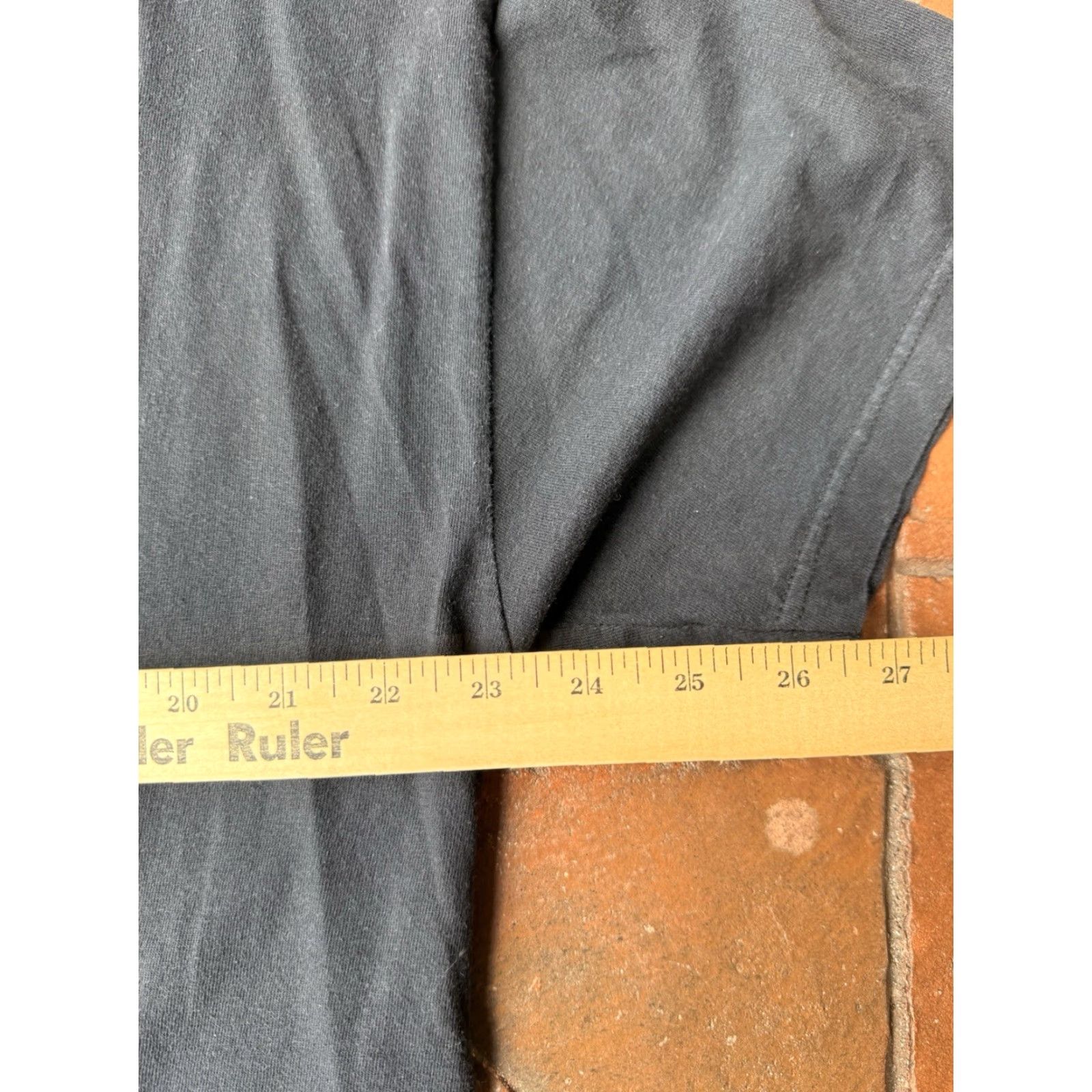 Vintage VINTAGE Hot Leathers Skulls Revolver T-Shirt XL Black Men Crew Neck Short Sleeve Graphic Grunge 2000s Emo Size US XL / EU 56 / 4 - 3 Thumbnail