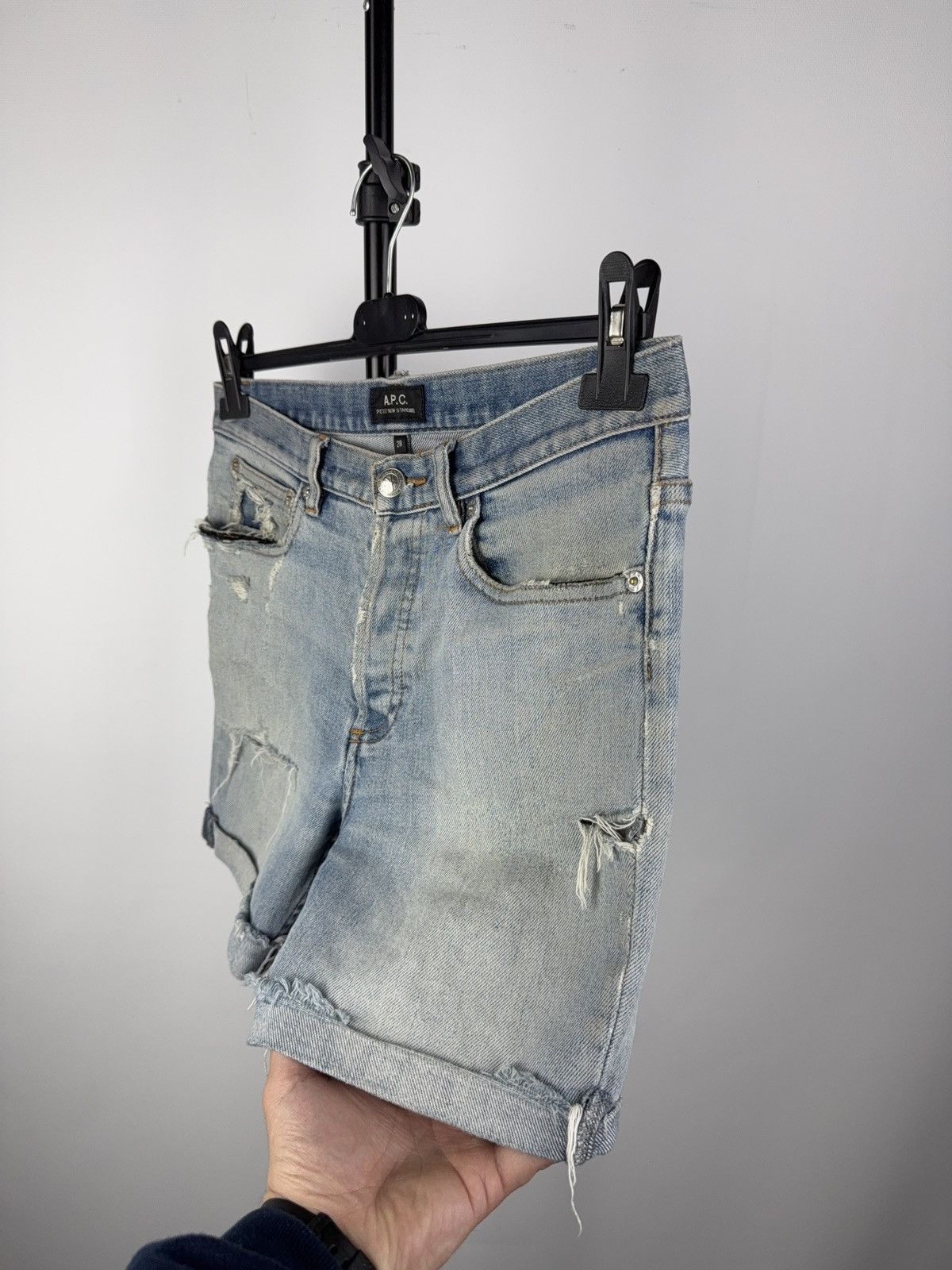A.P.C. × Designer Vintage 00s Y2K A.P.C Distressed Denim shorts Size 28" / US 6 / IT 42 - 4 Thumbnail