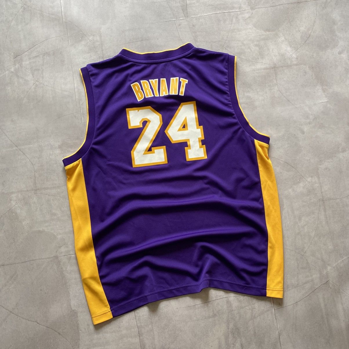 Adidas × NBA × Vintage Adidas NBA Los Angeles Lakers #24 Bryant Jersey Size L Size US L / EU 52-54 / 3 - 2 Thumbnail