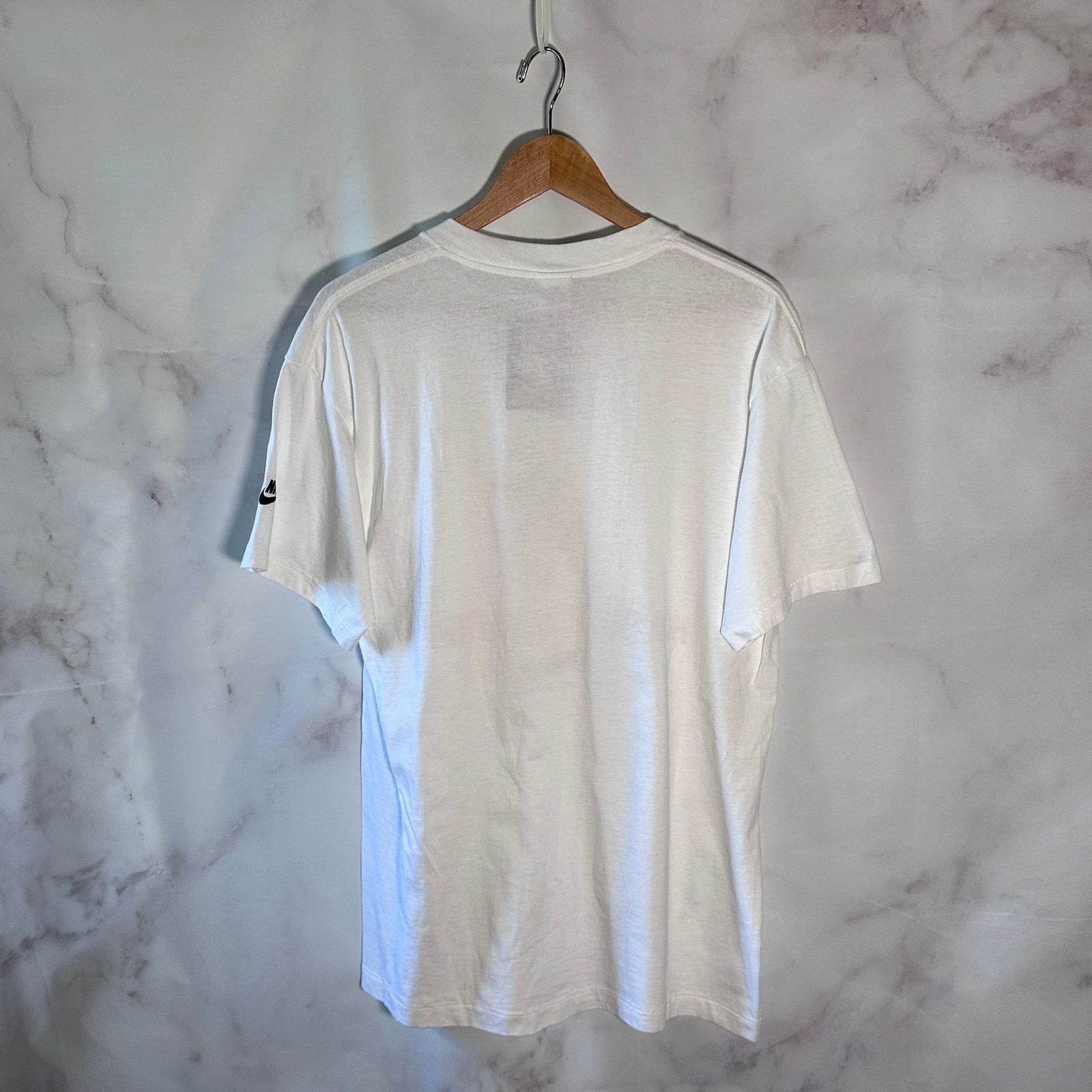 Nike Vintage Japan Airlines Honolulu Marathon White Tee Size US L / EU 52-54 / 3 - 5 Thumbnail