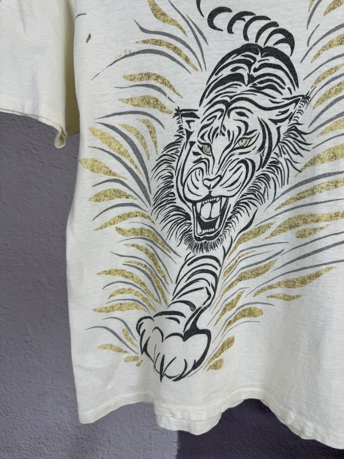 Vintage Vintage 90s single stitch double side Tiger print tee shirt Size US S / EU 44-46 / 1 - 4 Thumbnail