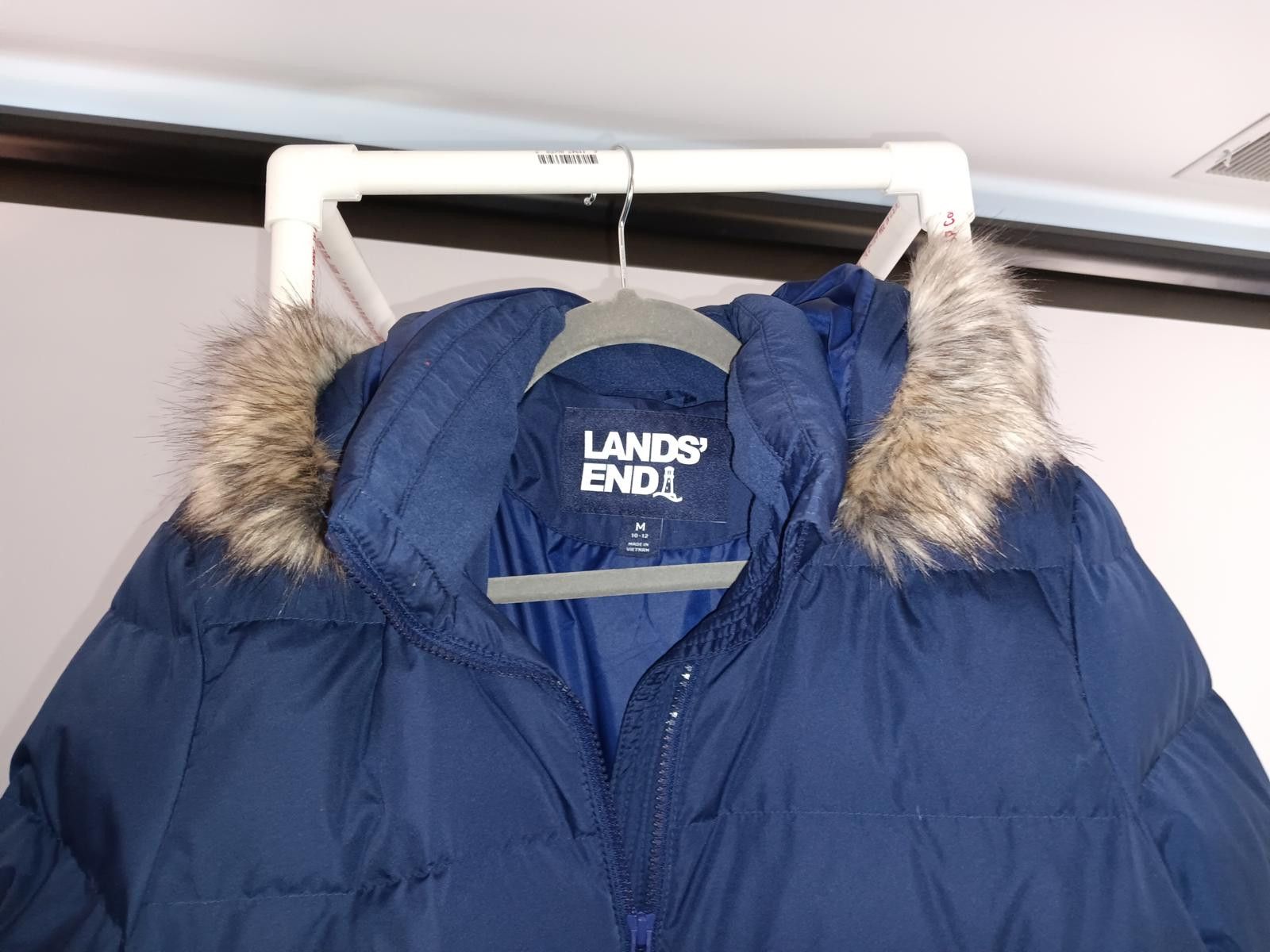Lands' End Lands' End Women's Navy Blue Puffer Coat with Faux Fur Hood Size M / US 6-8 / IT 42-44 - 1 Thumbnail