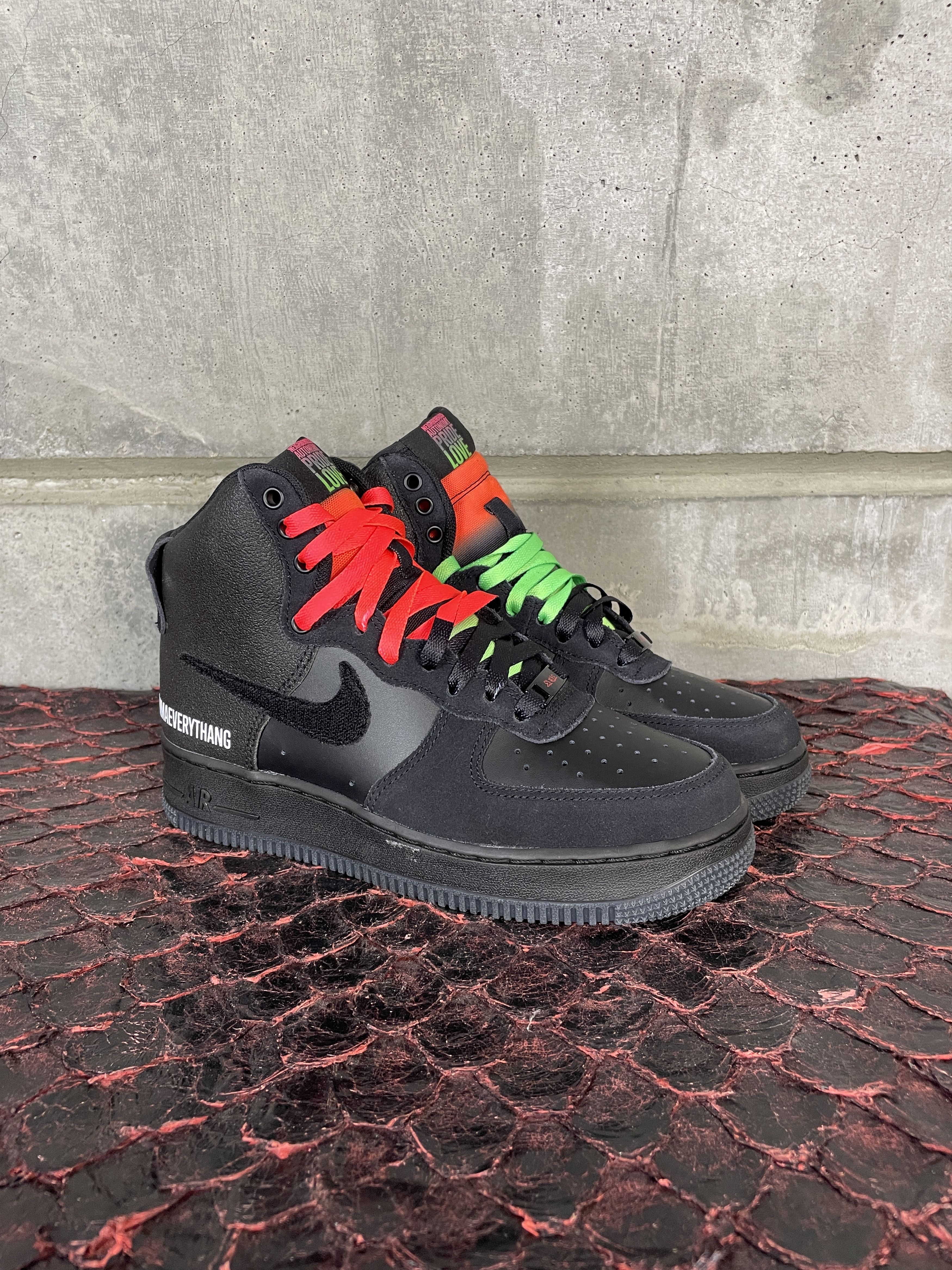 Nike 1/1 Lauren Halsey x Nike Air Force 1 High LE 'All for 1' Size US 6 / EU 39 - 2 Thumbnail